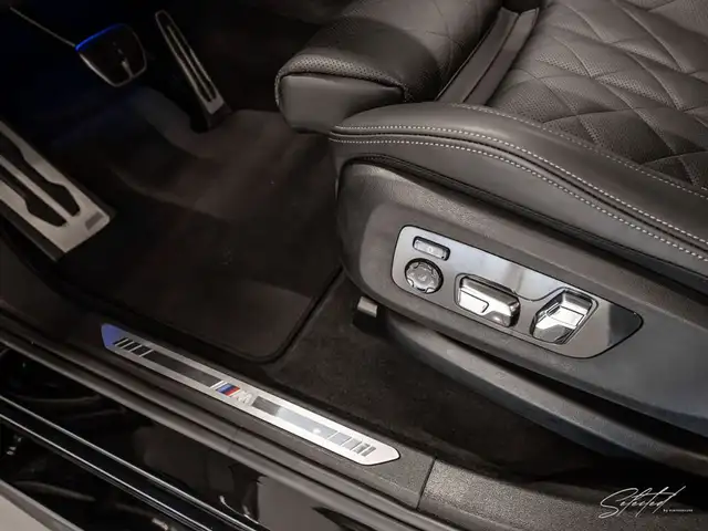 BMW X6 30d xDrive M-SPORT *AHK*PANO*STANDHEIZ.*LED*21'' Ansicht 26