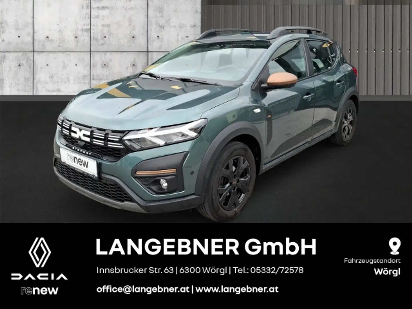 Dacia Sandero Stepway Extreme + TCe 90 Grün - 1