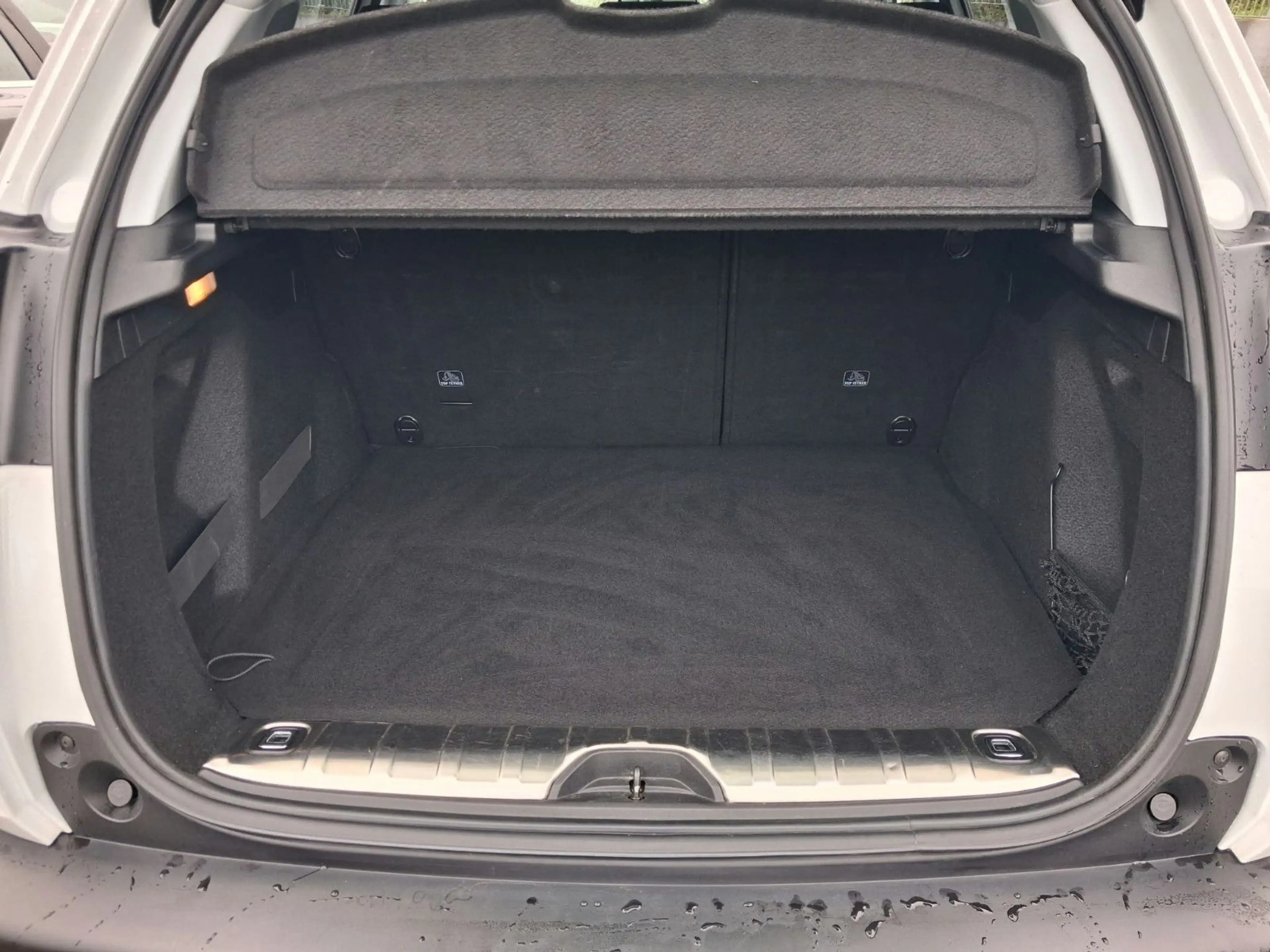 Peugeot 2008 Allure — photo 15