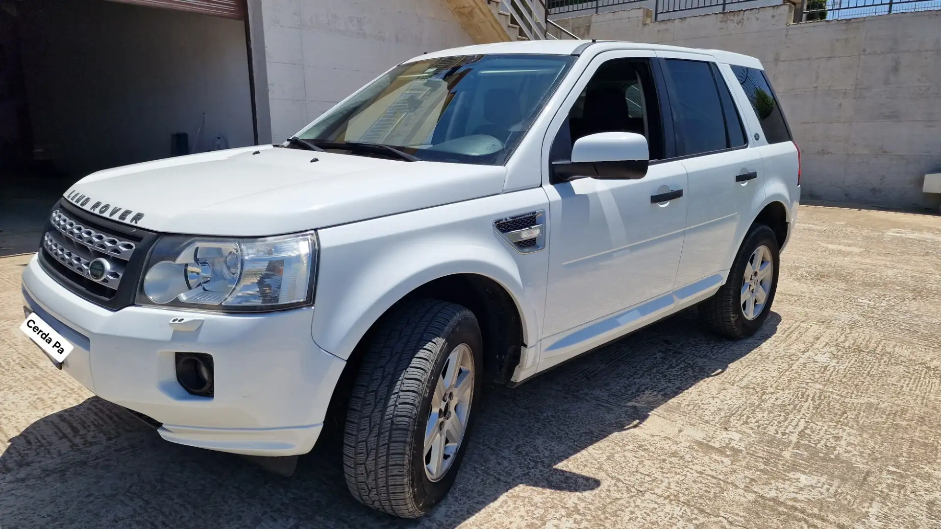 Land Rover Freelander 2.2 SD4 S.W. Limited Edition Blanc - 2