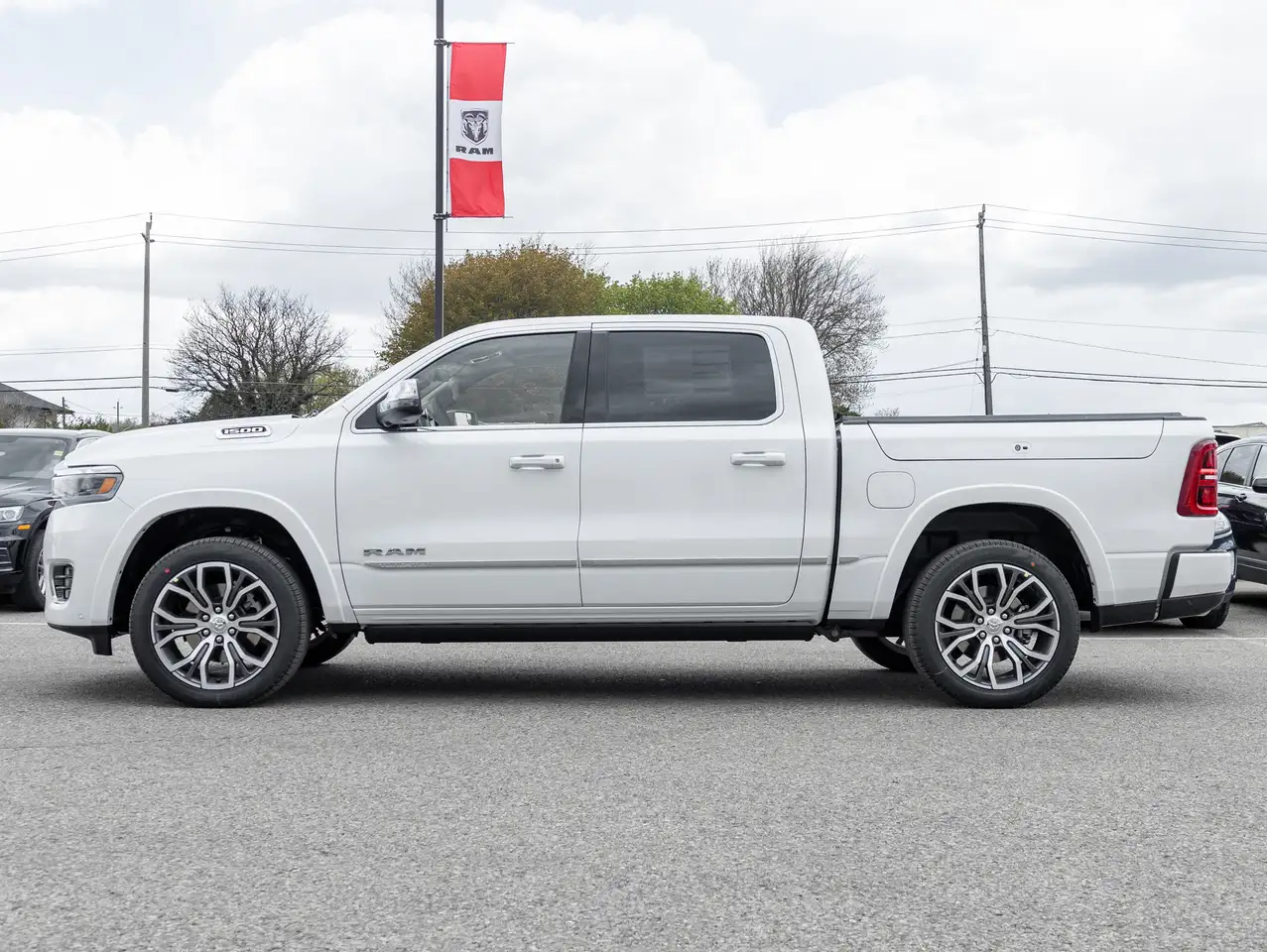 RAM 1500 снимка RAM 1500