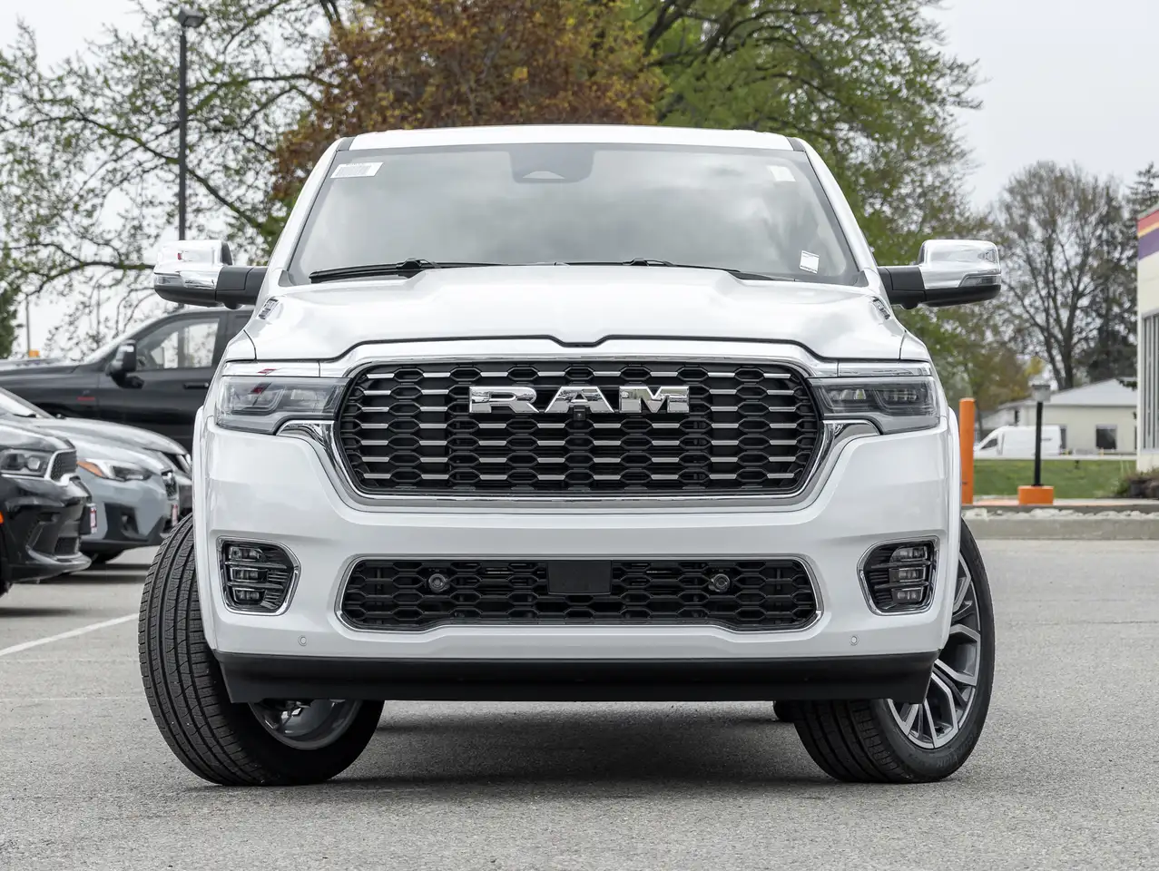 RAM 1500 снимка RAM 1500