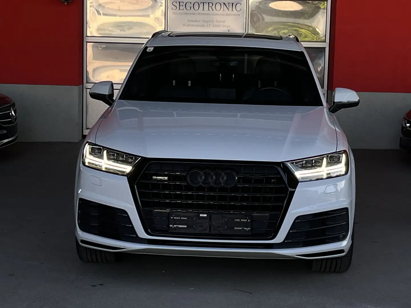 Audi Q7 3,0 TDI quattro *7-SITZER* S-LINE*PANO*AHK*LUFT Weiß - 2