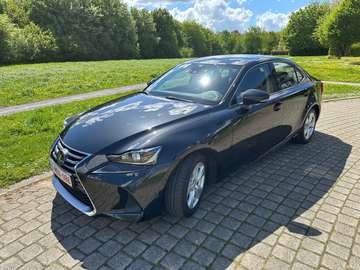 IS 300h 2.5i Business Line E-CVT (EU6.2)