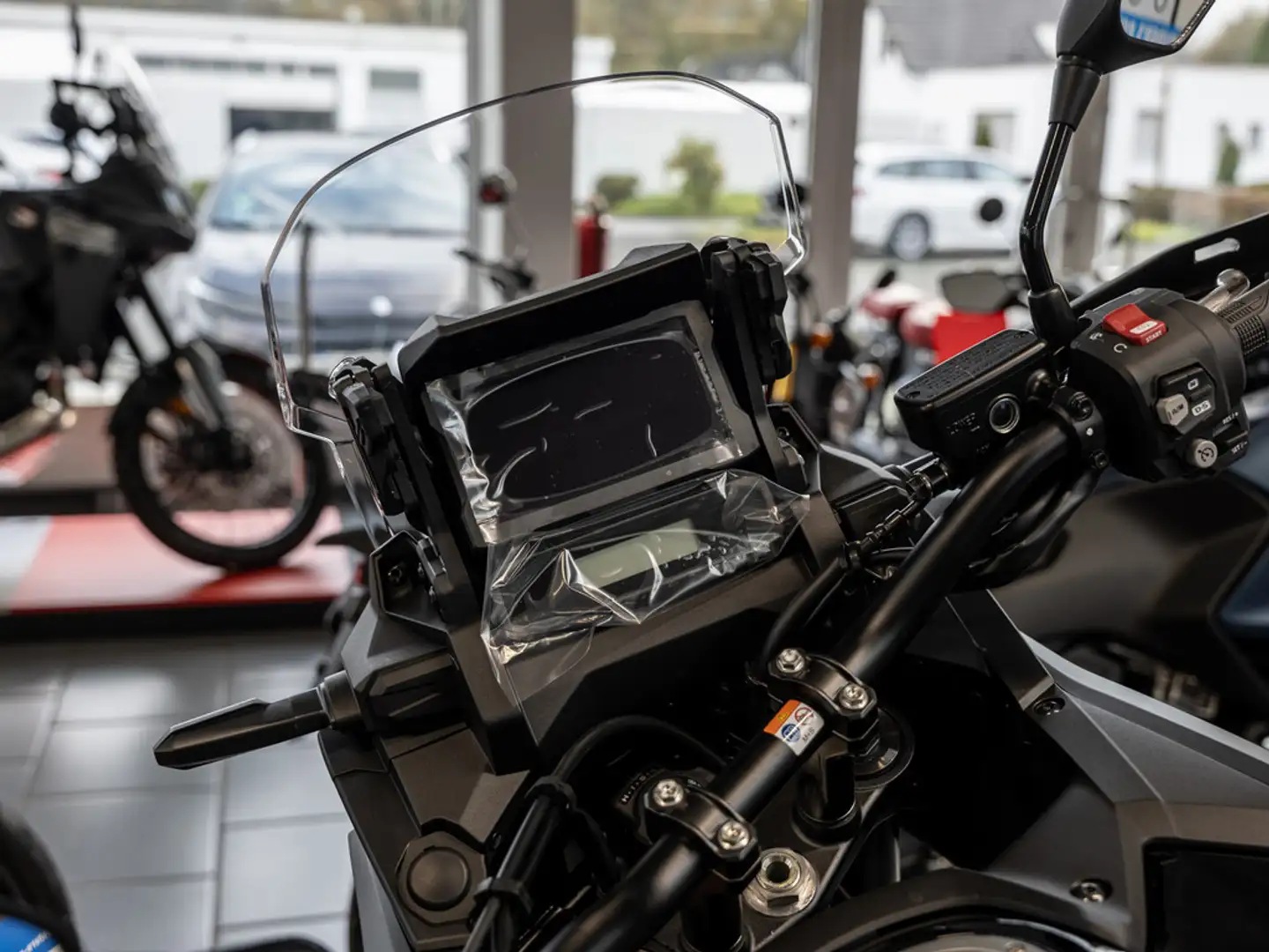 Honda CRF 1100 L Africa Twin LED SCHEINWERFER Schwarz - 2