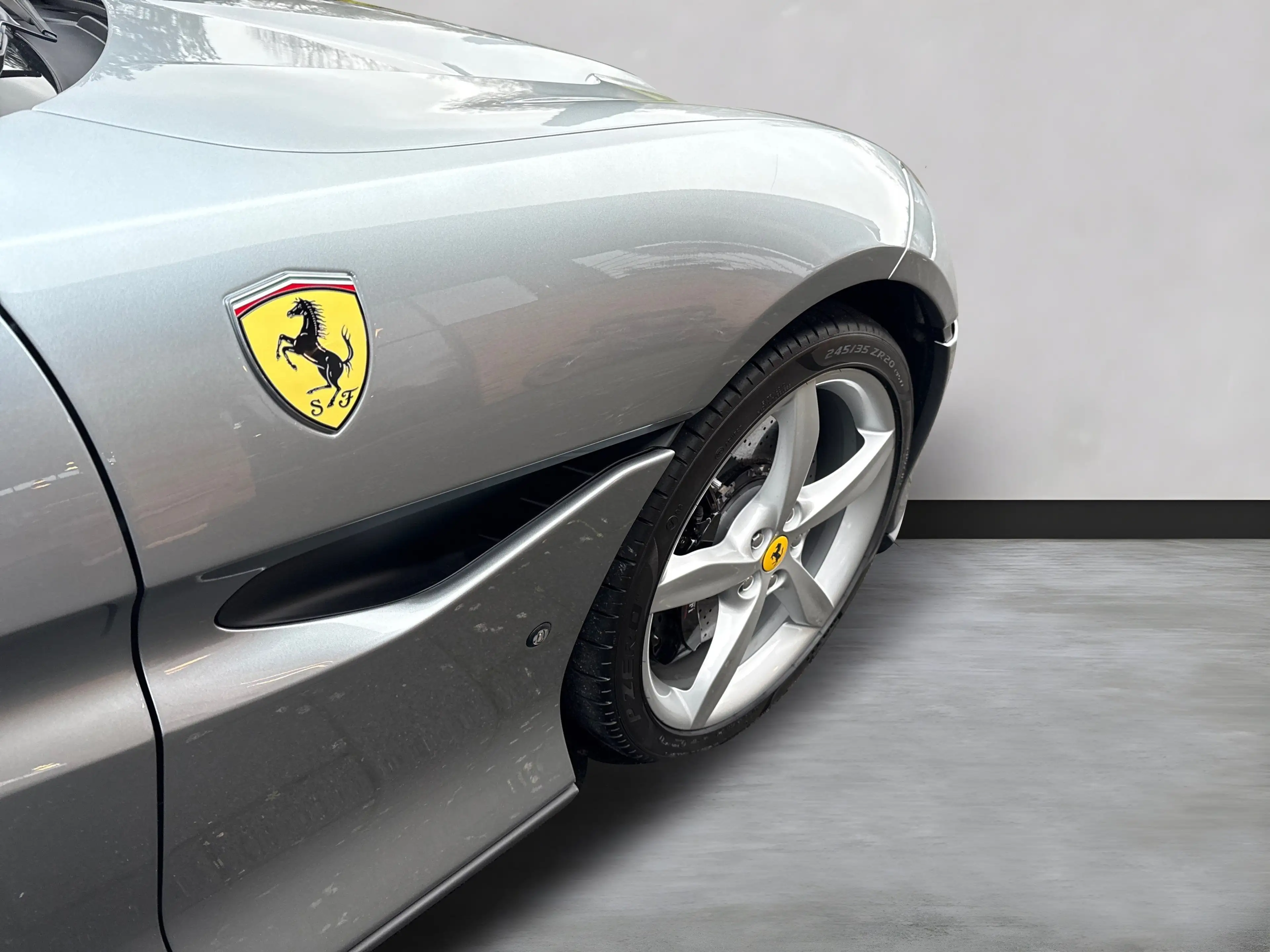 Ferrari Portofino M *Embleme*Navi*PDC*Klima*Leder* — photo 11