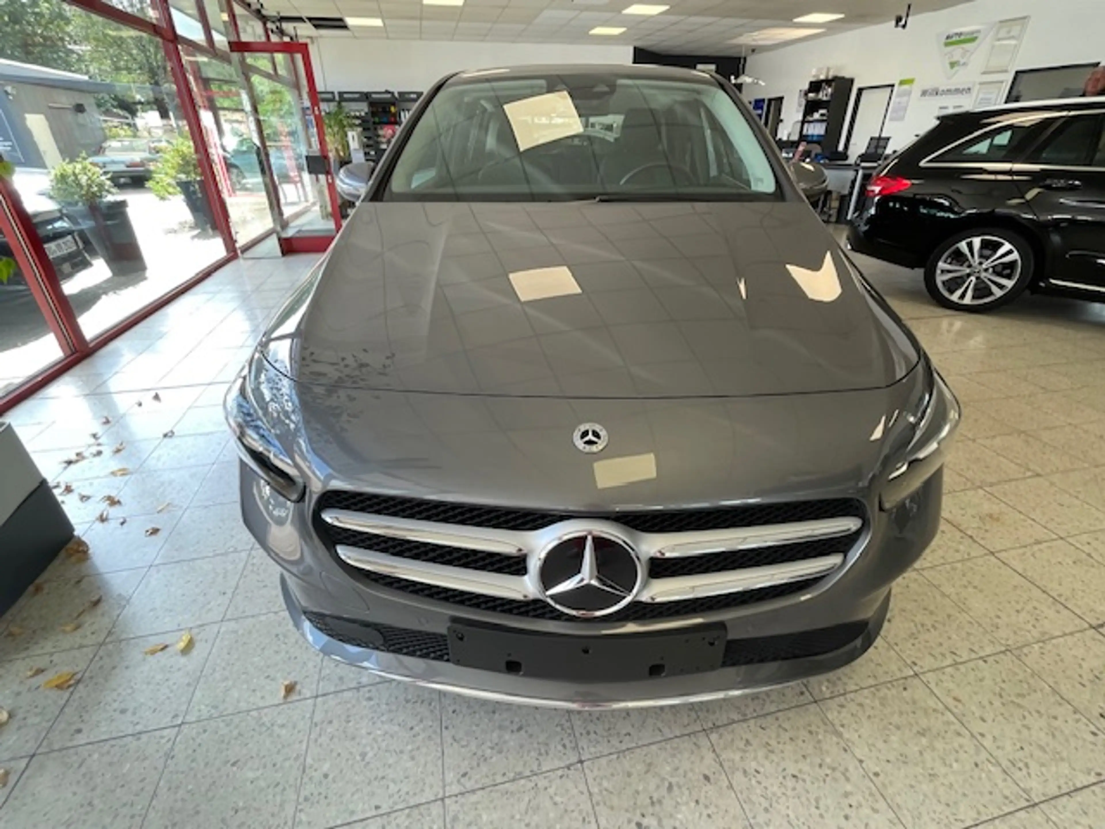 Mercedes-Benz B 220 B 220 d (247.014) — photo 2
