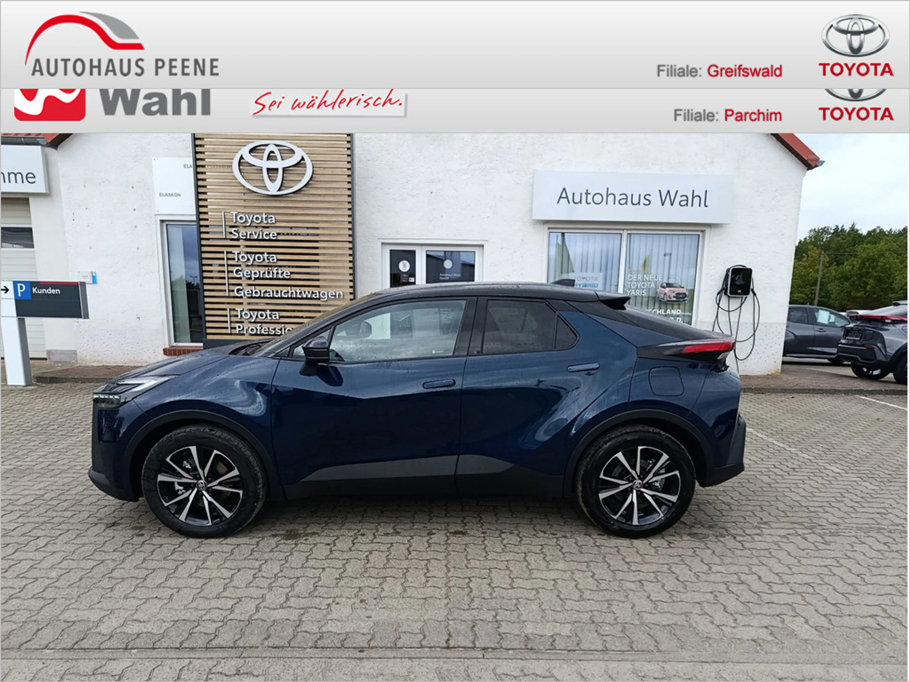 Toyota C-HR 2.0 Plug-In Hybrid FWD Teamplayer — photo 3