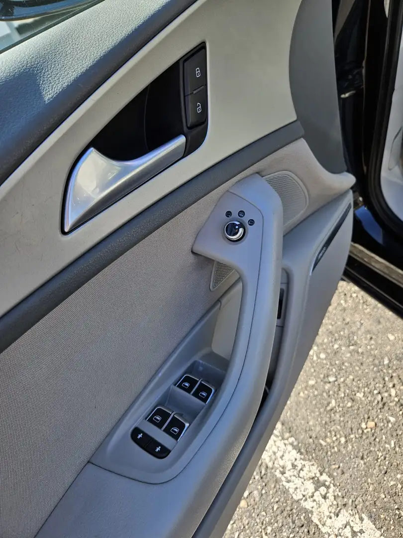 Audi A6 Avant 2,0 TDI DPF Multitronic - 2