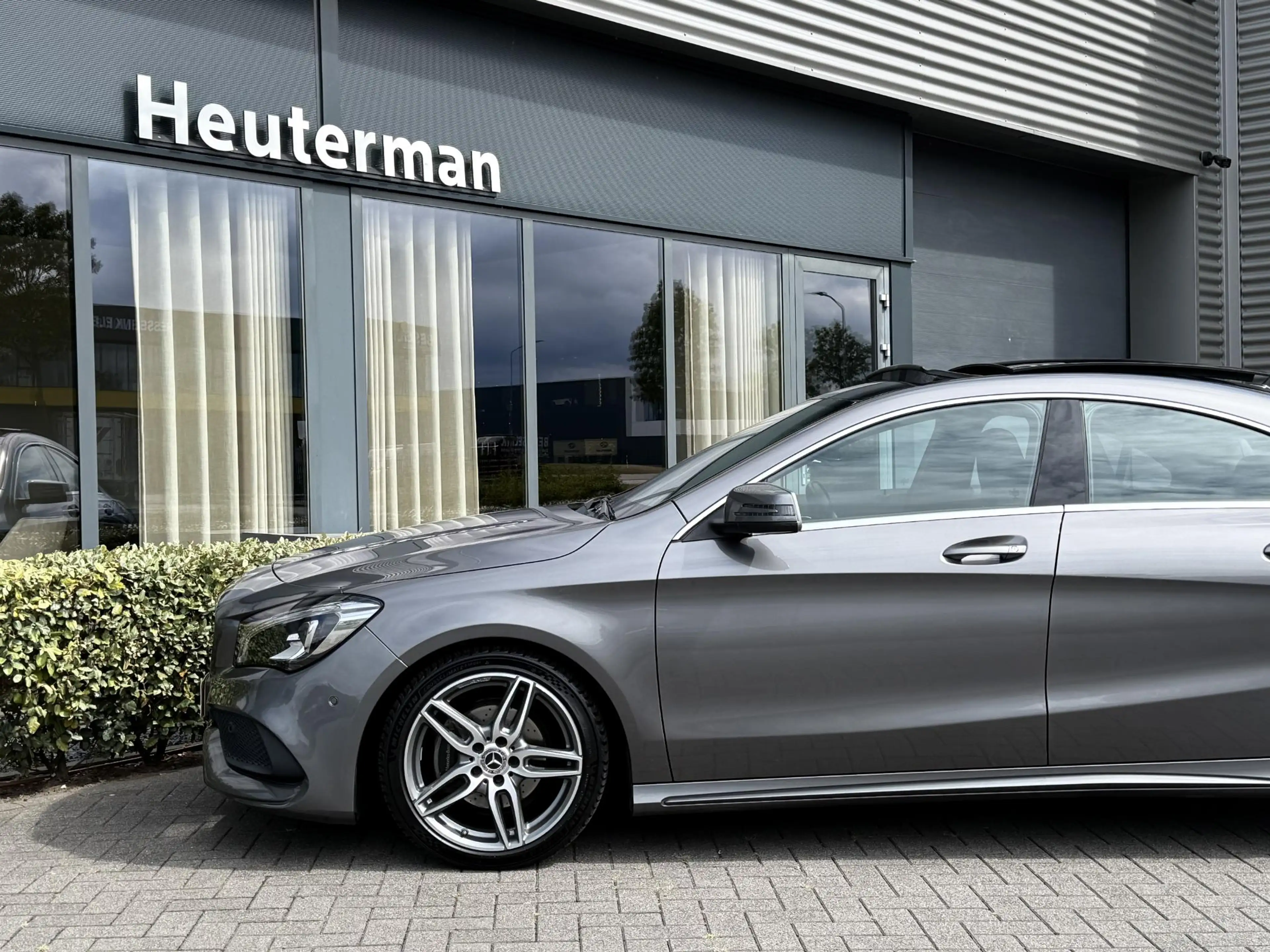 Mercedes-Benz CLA 180 Aut. AMG pakket/Pandodak/ NL/ 49dkm! — photo 11