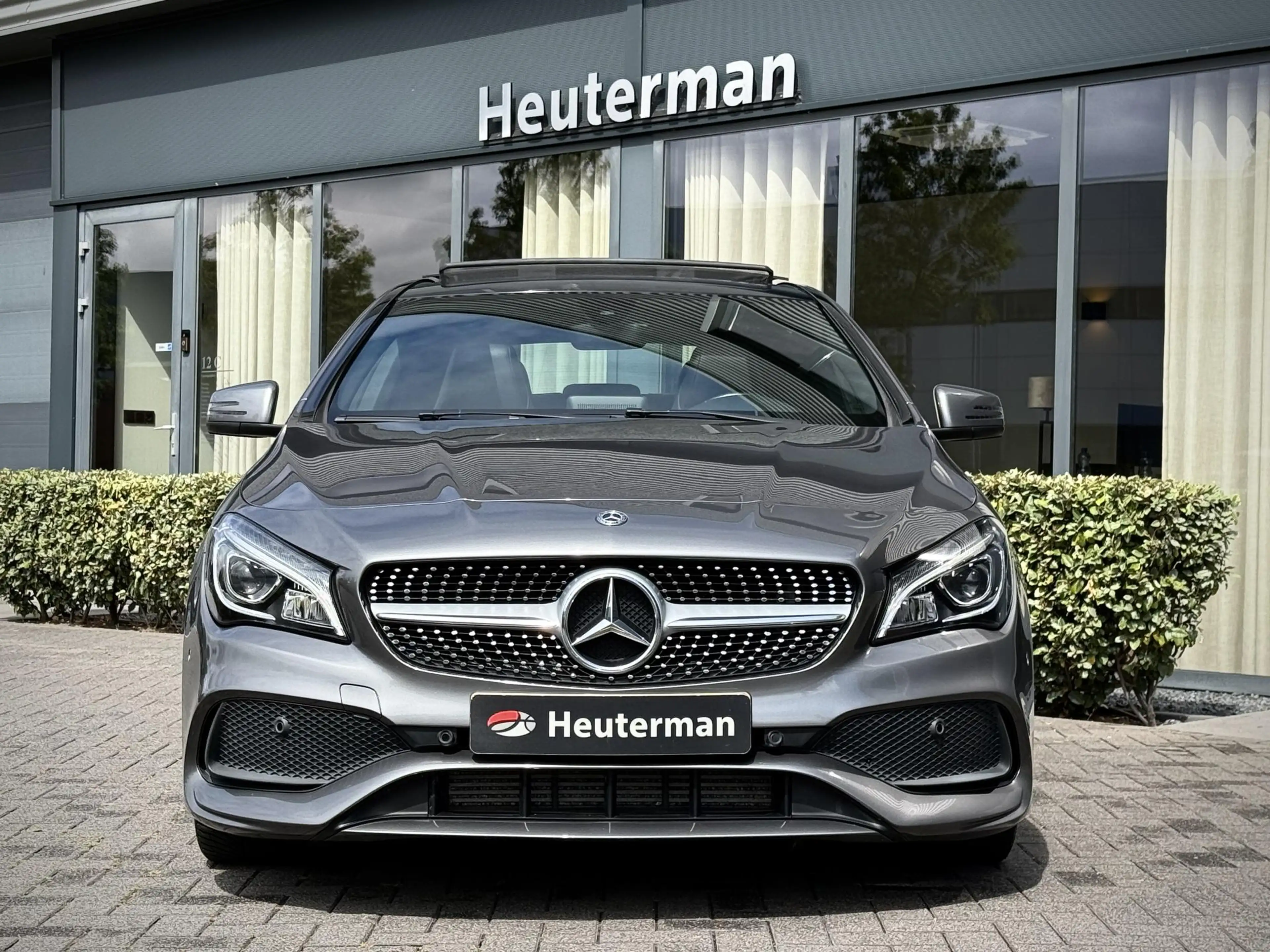 Mercedes-Benz CLA 180 Aut. AMG pakket/Pandodak/ NL/ 49dkm! — photo 5