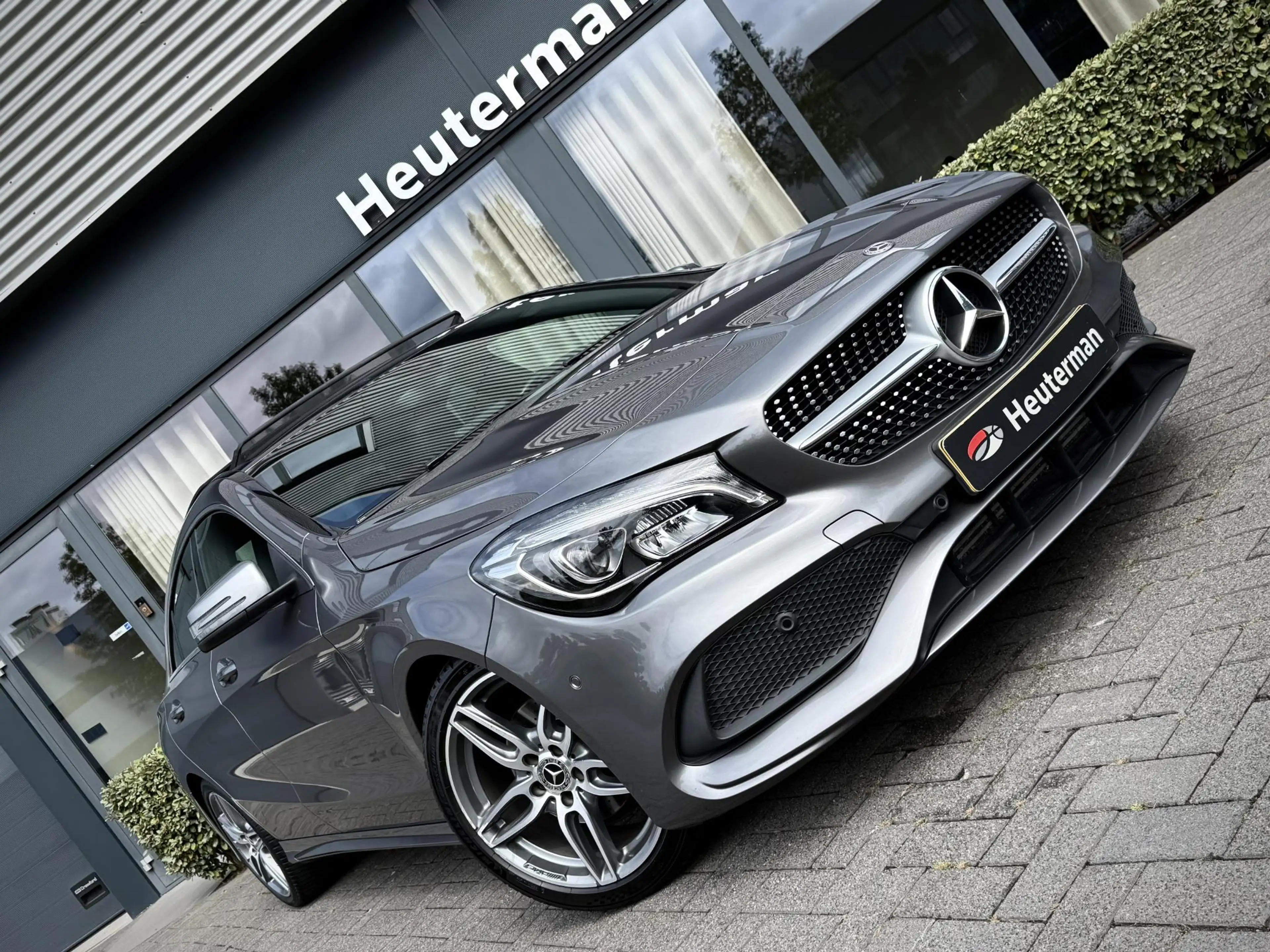 Mercedes-Benz CLA 180 Aut. AMG pakket/Pandodak/ NL/ 49dkm! — photo 7