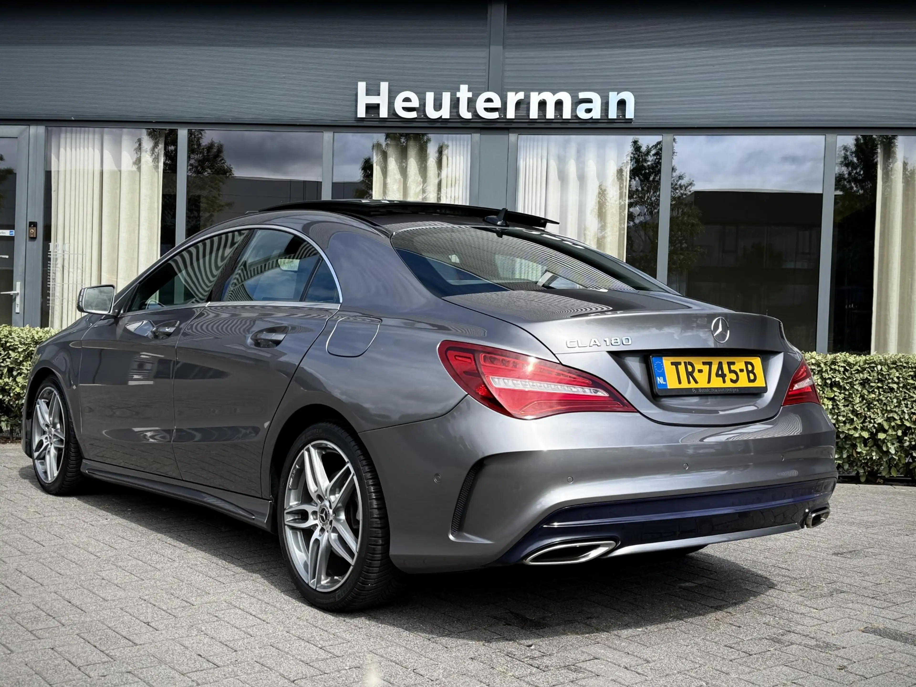 Mercedes-Benz CLA 180 Aut. AMG pakket/Pandodak/ NL/ 49dkm! — photo 14