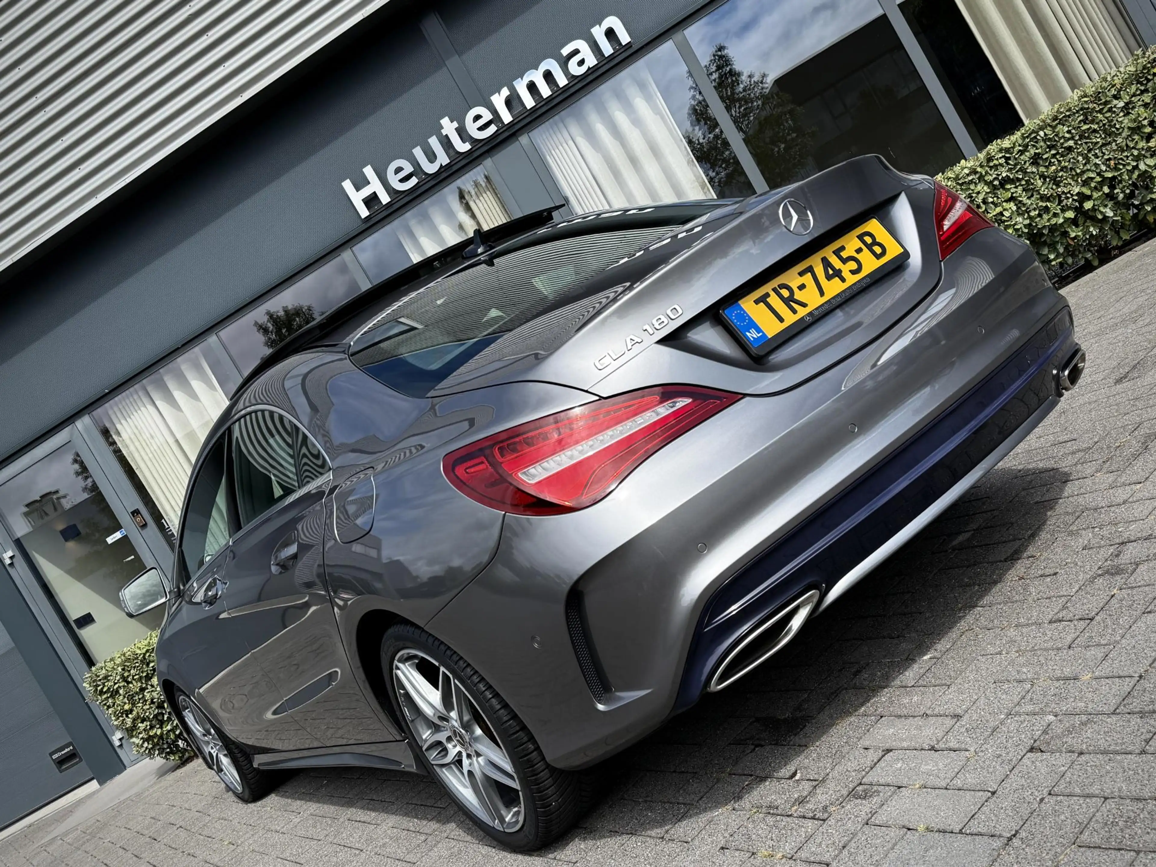 Mercedes-Benz CLA 180 Aut. AMG pakket/Pandodak/ NL/ 49dkm! — photo 8