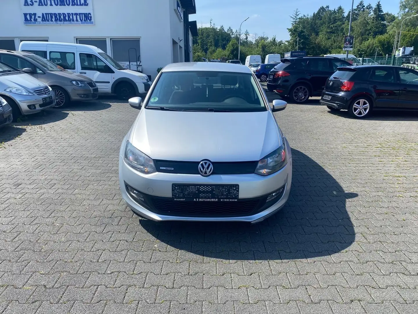 Volkswagen Polo V Trendline BlueMotion/BMT - NAVI - Argent - 1