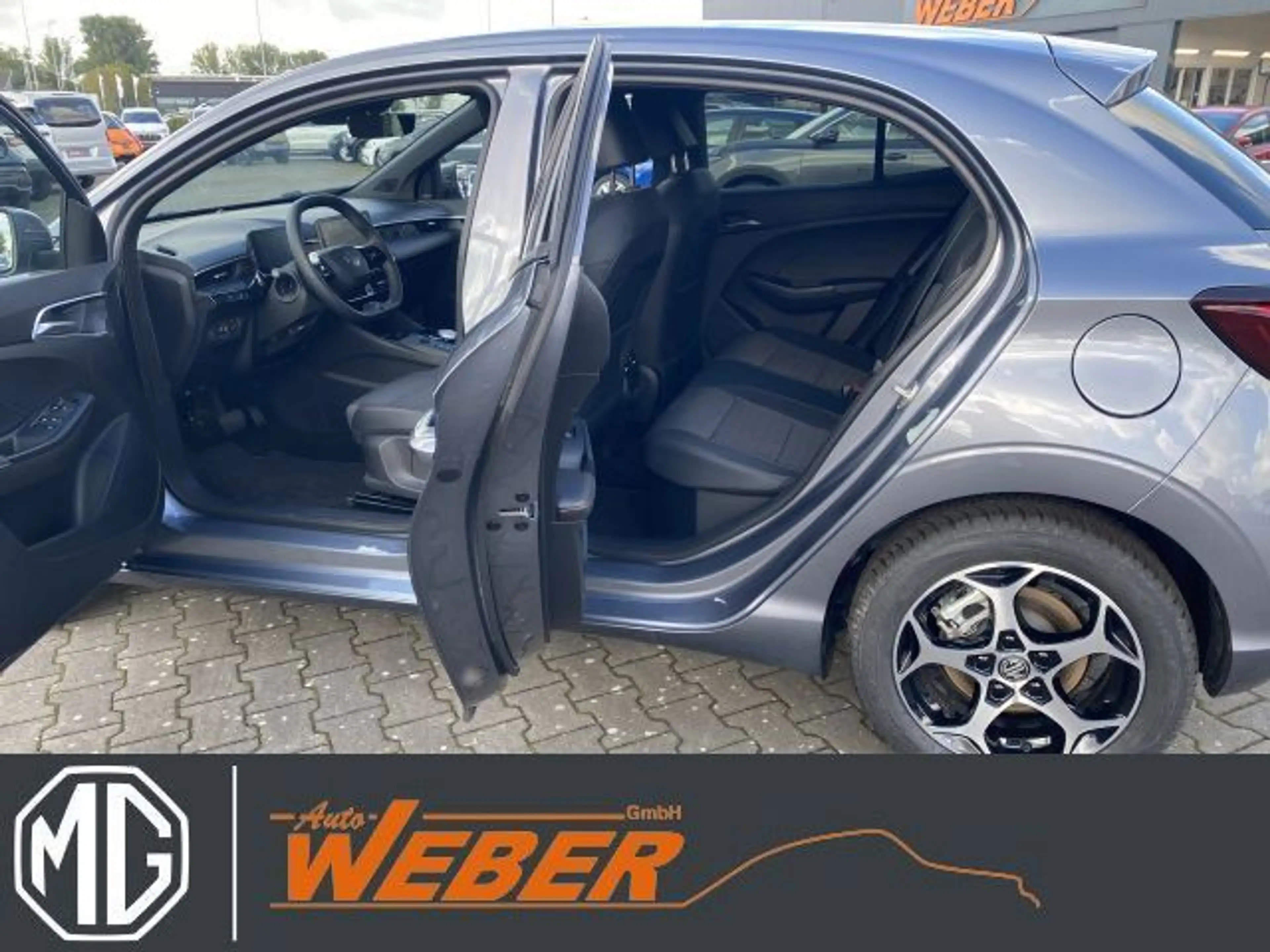 MG MG3 1.5 Hybrid+ Luxury 360* Kamera ACC GJR — photo 8
