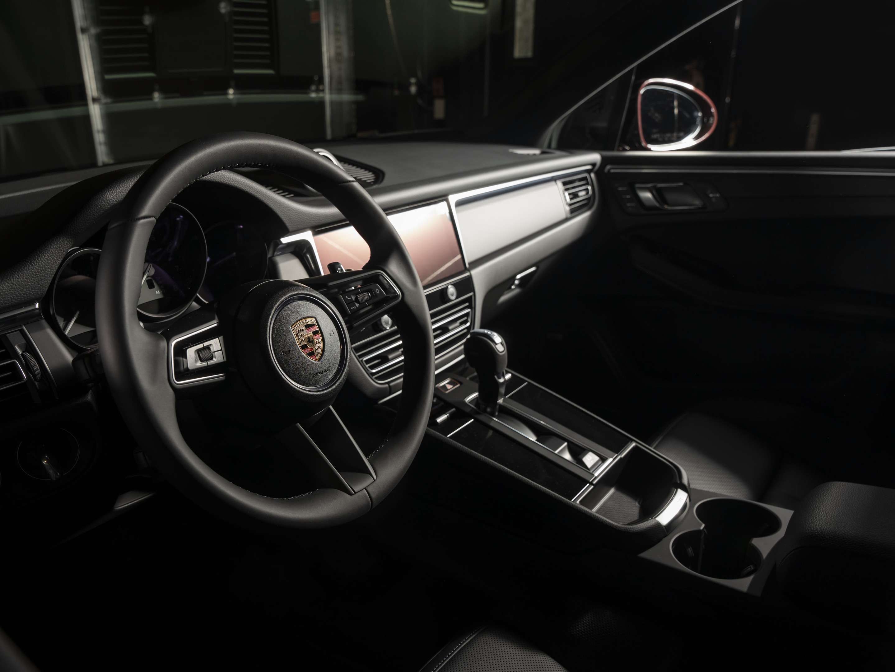 2025 Porsche Macan 2025 Macan - Certifié Porsche Approved alt 4