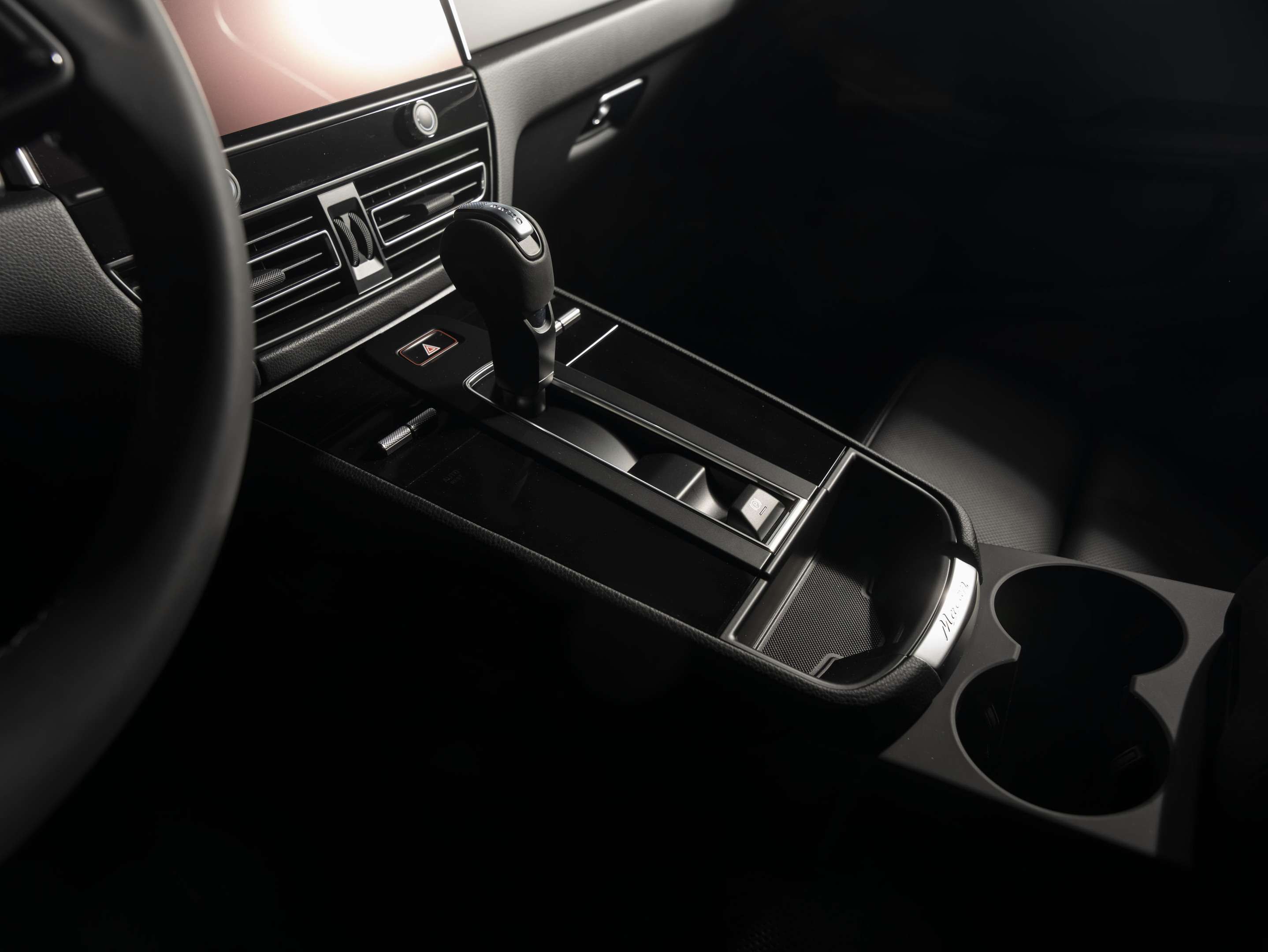 2025 Porsche Macan 2025 Macan - Certifié Porsche Approved thumb 24