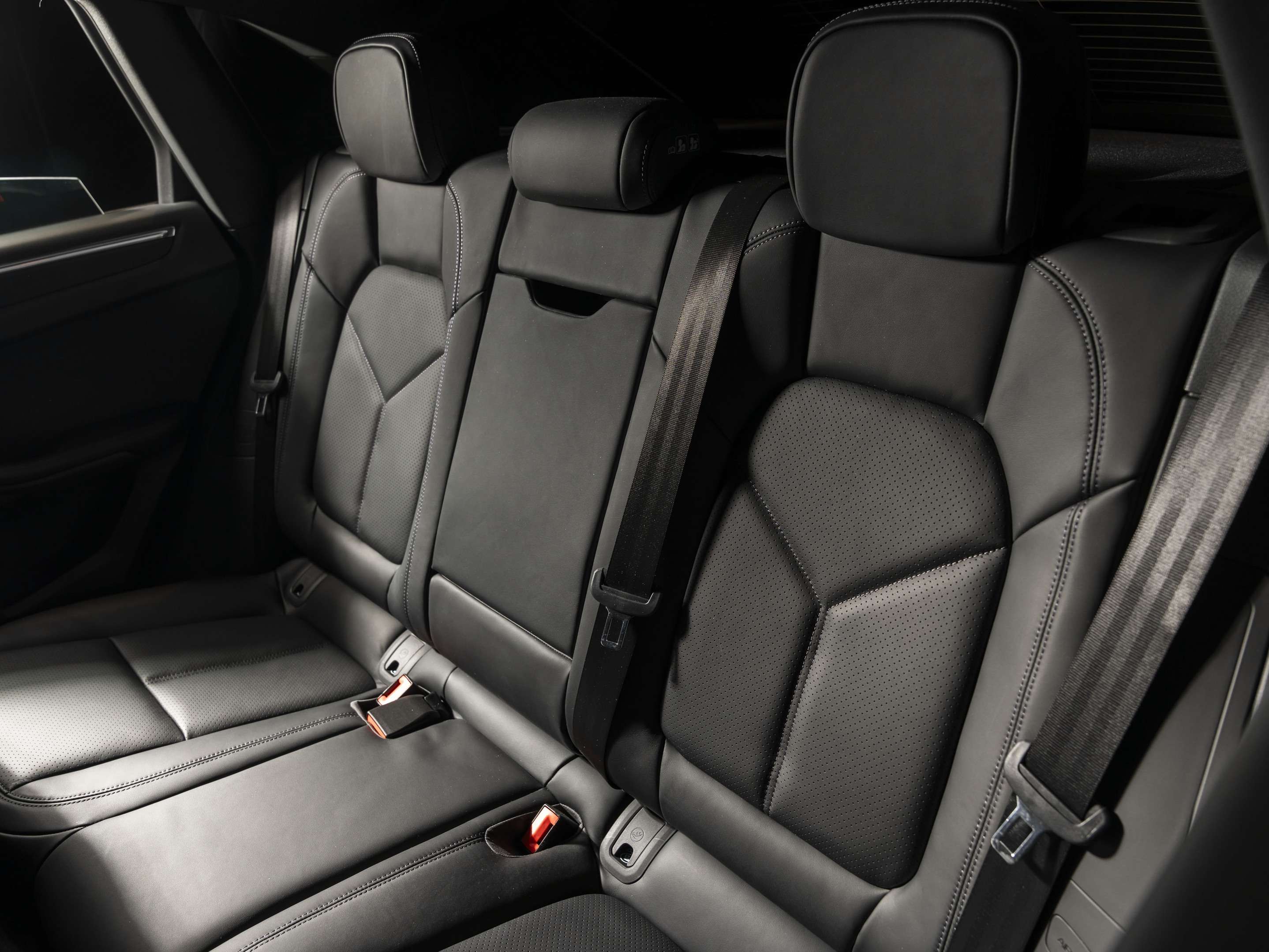 2025 Porsche Macan 2025 Macan - Certifié Porsche Approved thumb 20