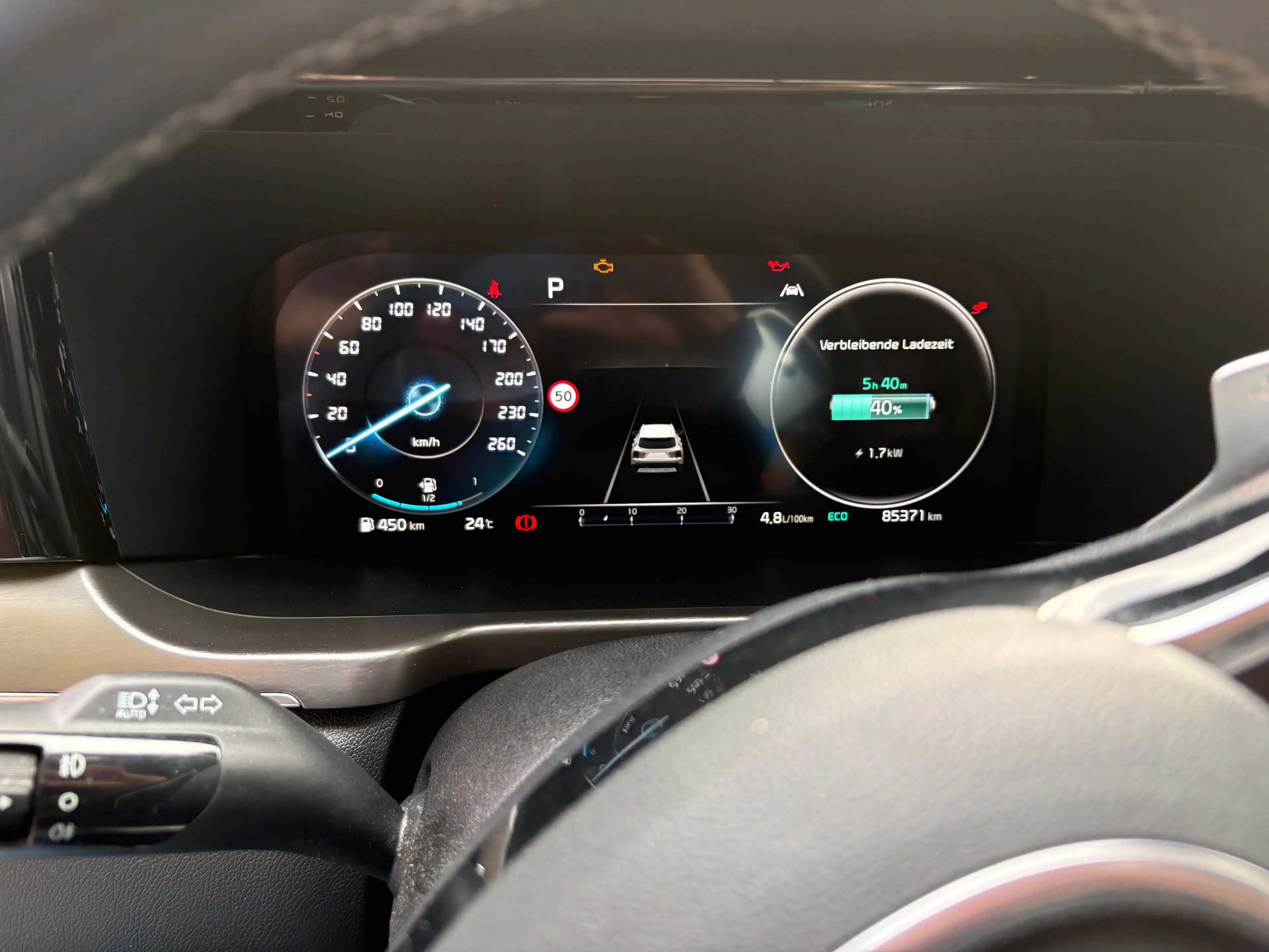 Kia Sorento Platinum 4WD Plug-In Hybrid — photo 10