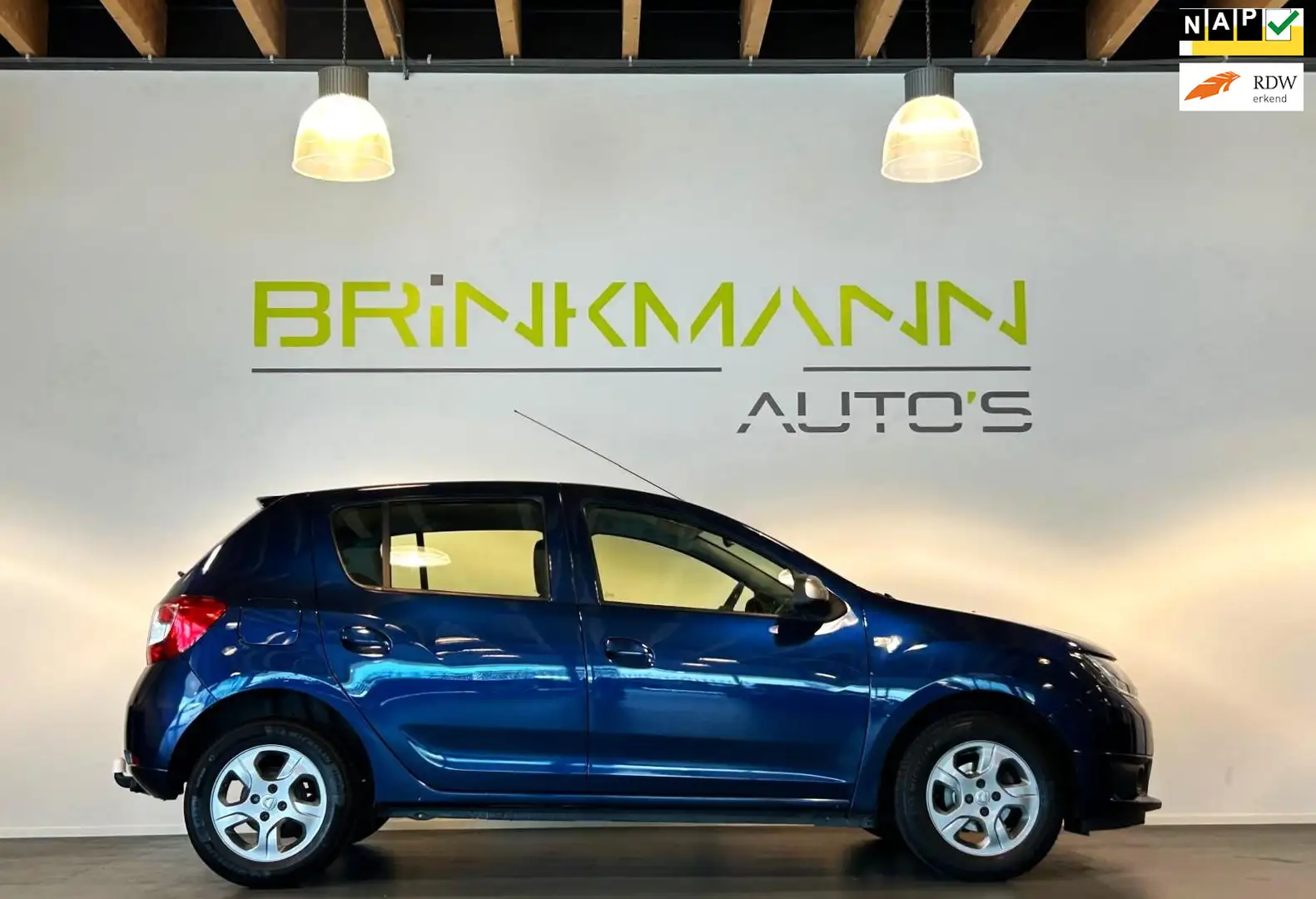 Dacia Sandero 0.9 TCe 10th Anniversary - Airco - Tr.Haak - APK ' Blauw - 1