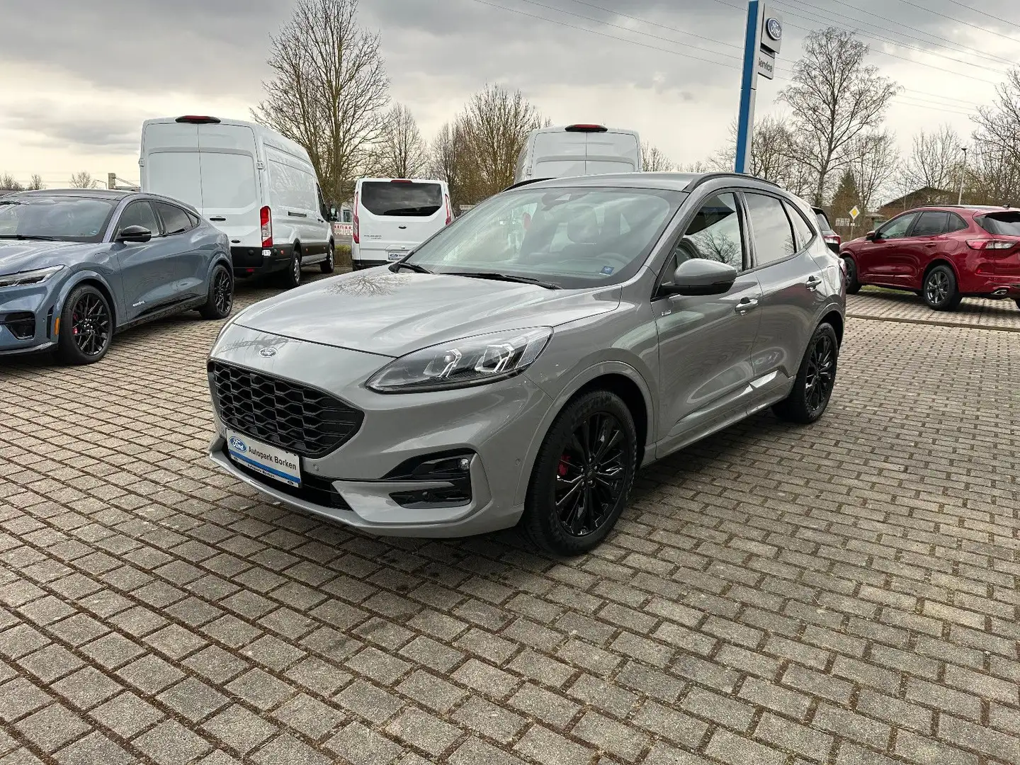 Ford Kuga Full Hybrid  Graphite Tech Edition Grey - 1