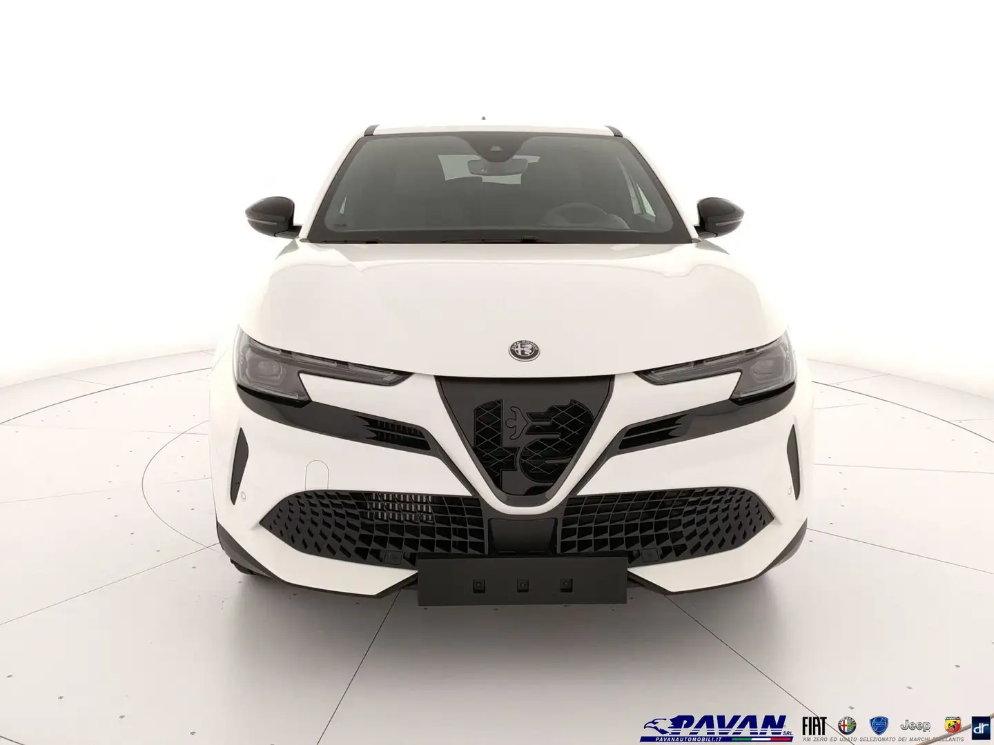Alfa Romeo Junior Hybrid 145cv SPECIALE (Pack TECHNO) Bianco - 2