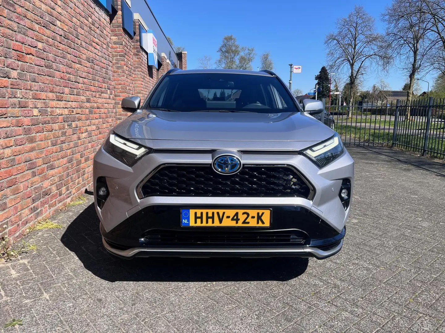 Toyota RAV 4 2.5 Plug-in Hybrid AWD Dynamic Szürke - 2