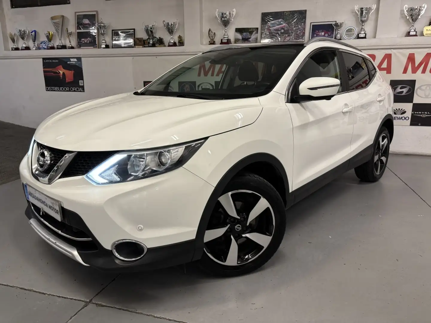 Nissan Qashqai 1.5dCi 360 4x2 Blanco - 1