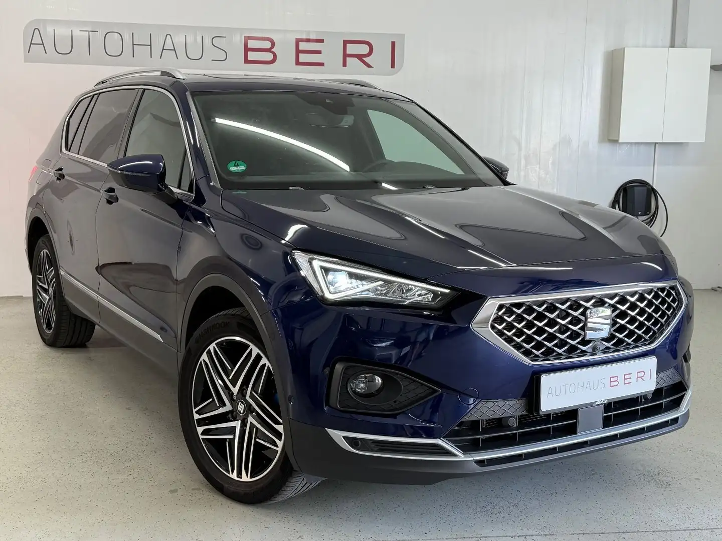 SEAT Tarraco Xcellence 4Drive 7 sitze*AHK*360°*Pano Blau - 1