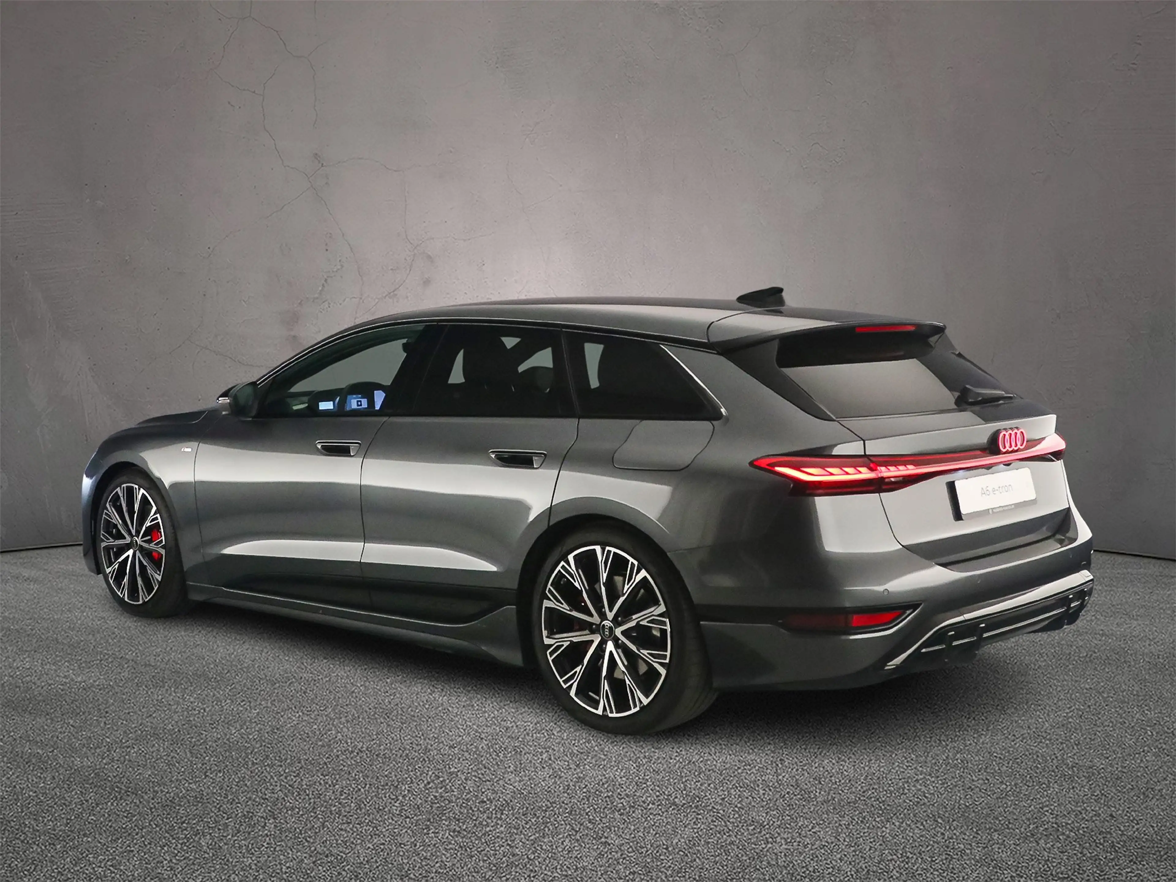 Audi A6 e-tron Avant e-tron 367pk S edition — photo 3