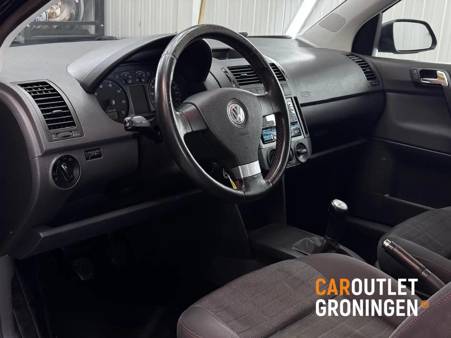 Volkswagen Polo 1.4-16V Optive | AIRCO | CRUISE | TREKHAAK Noir - 2