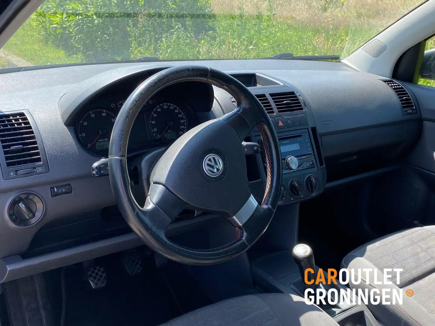 Volkswagen Polo 1.4-16V Optive | AIRCO | CRUISE | TREKHAAK Zwart - 2