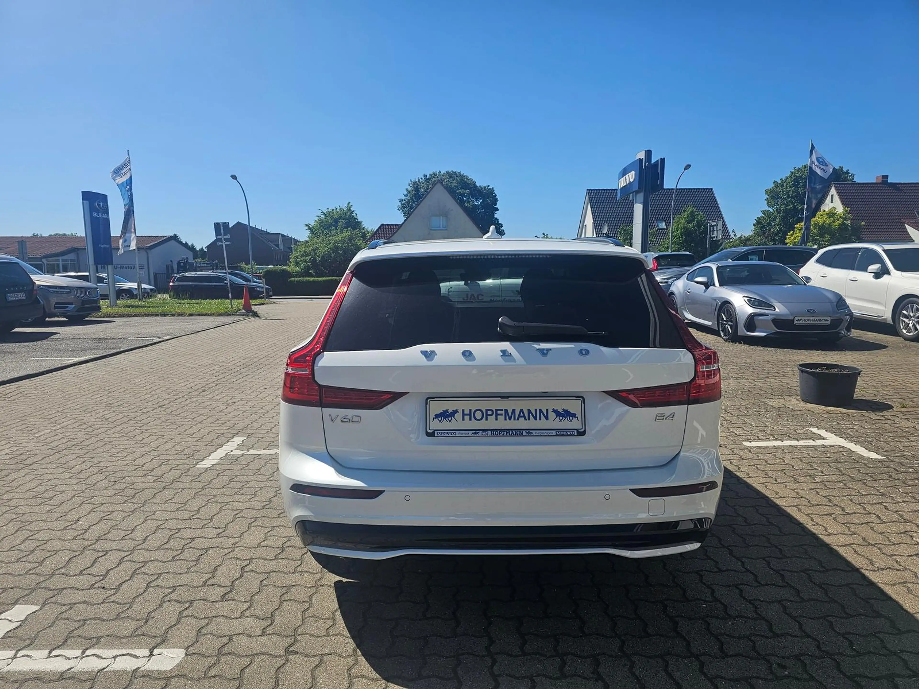 Volvo V60 B4 (Benzin) Aut. Plus Dark ACC/Navi/Kamera — photo 4