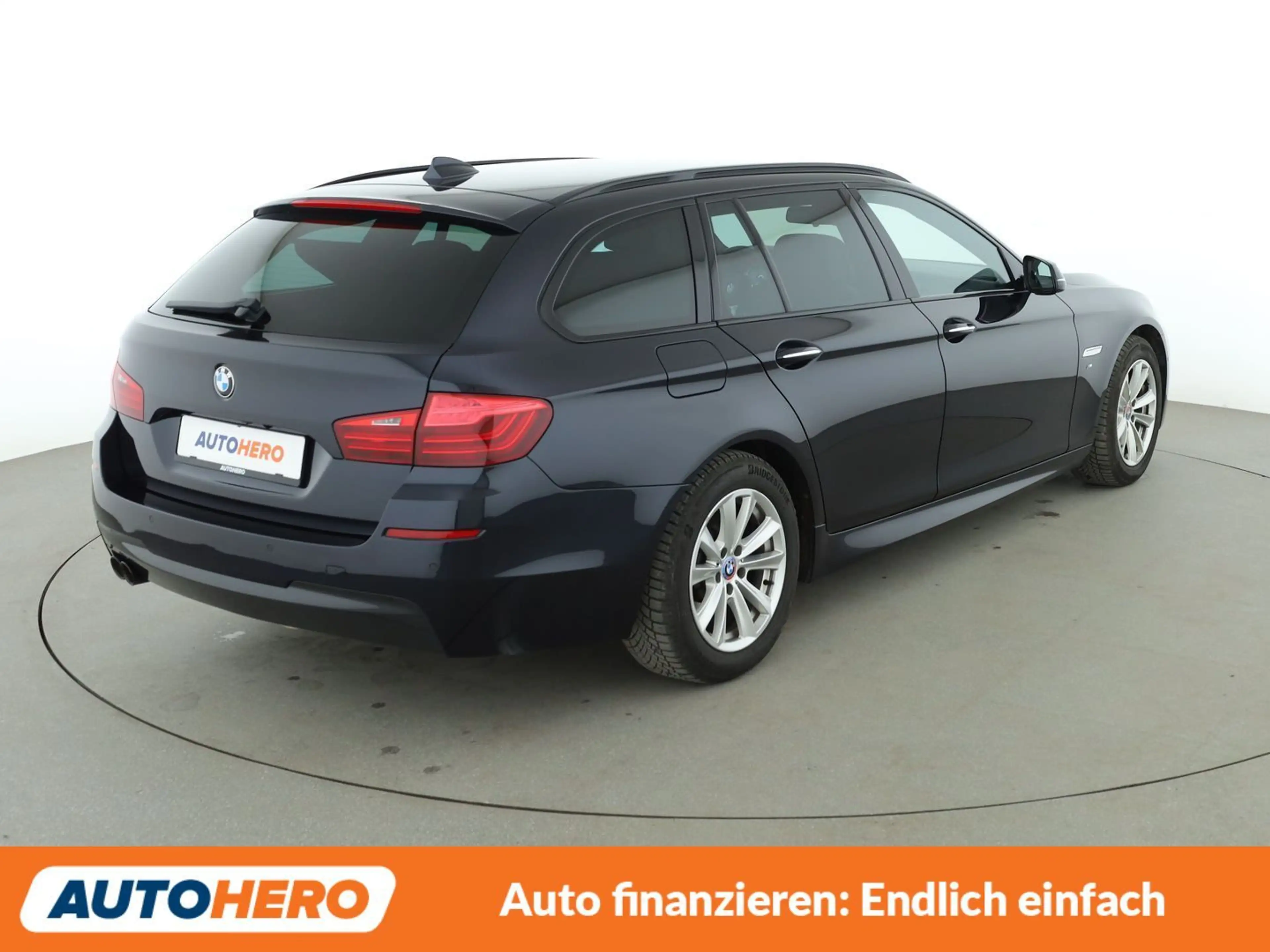 BMW 525 525d xDrive Aut.*NAVI*BiXENON*CAM*TEMPO*SHZ*ALU* — photo 6