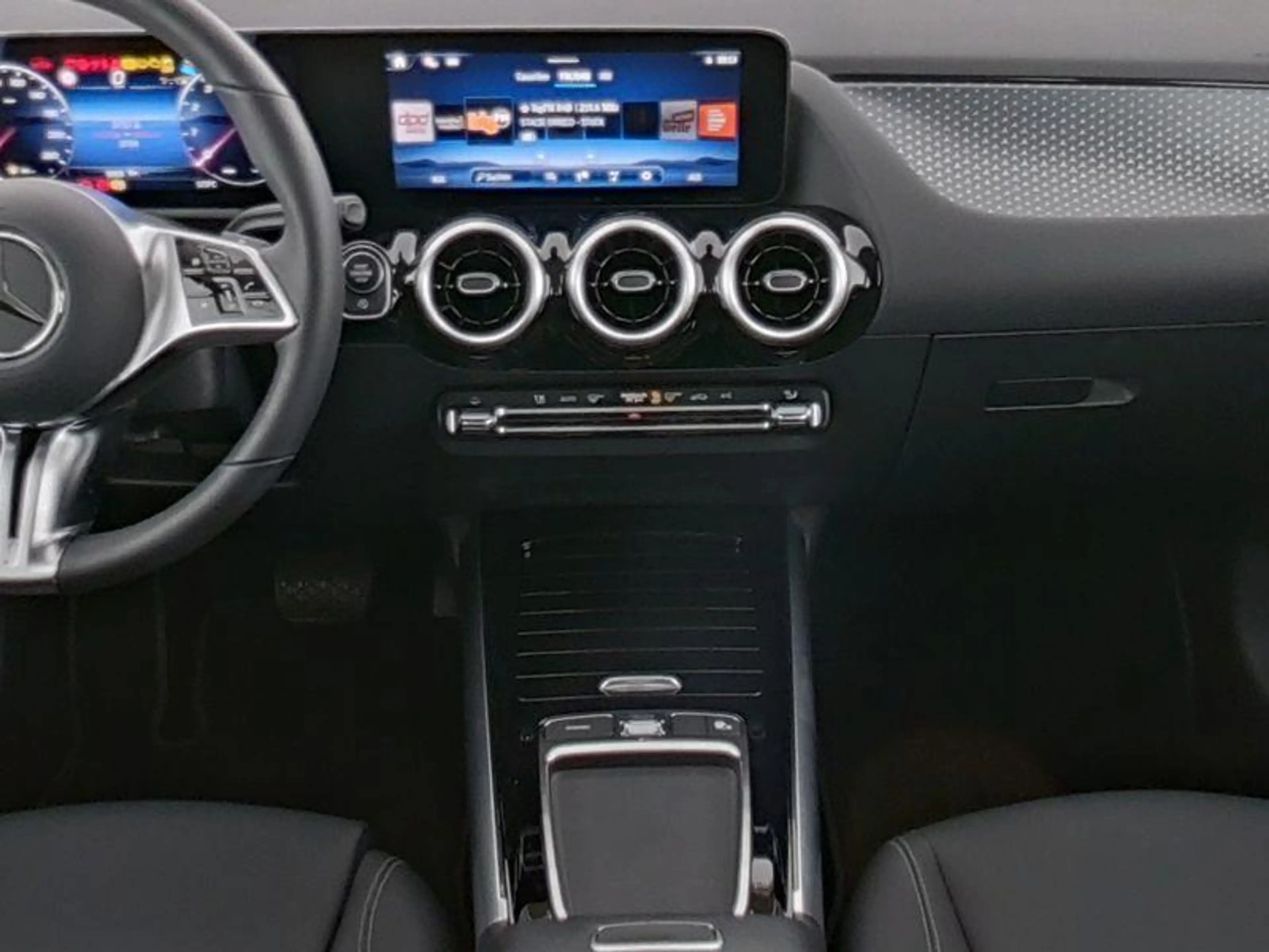 Mercedes-Benz B 200 Luxury Line | Smartphone Integratie | Verwarmde Ze — photo 4