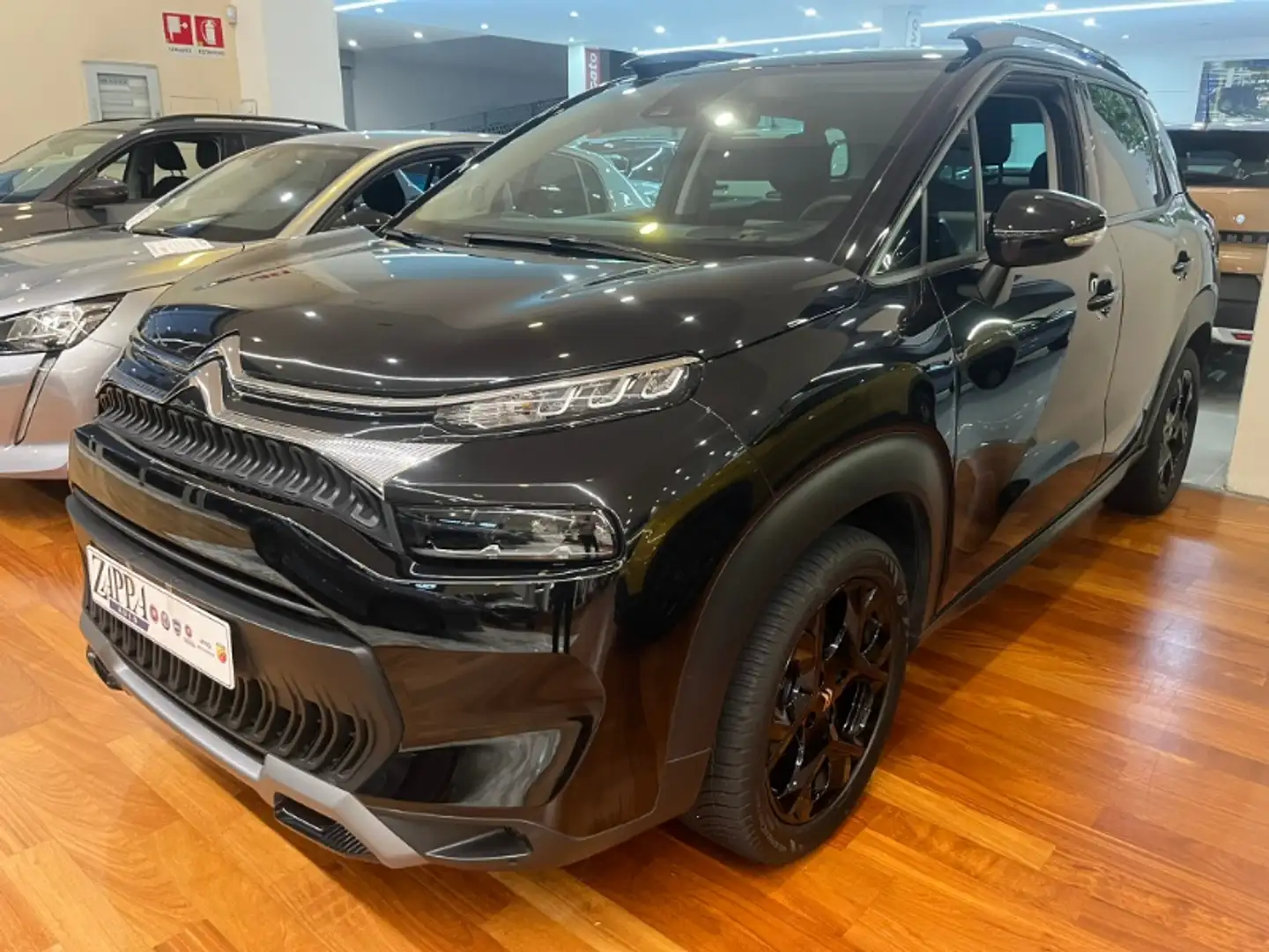 Citroen C3 Aircross PureTech 110 S&S Max Zwart - 1