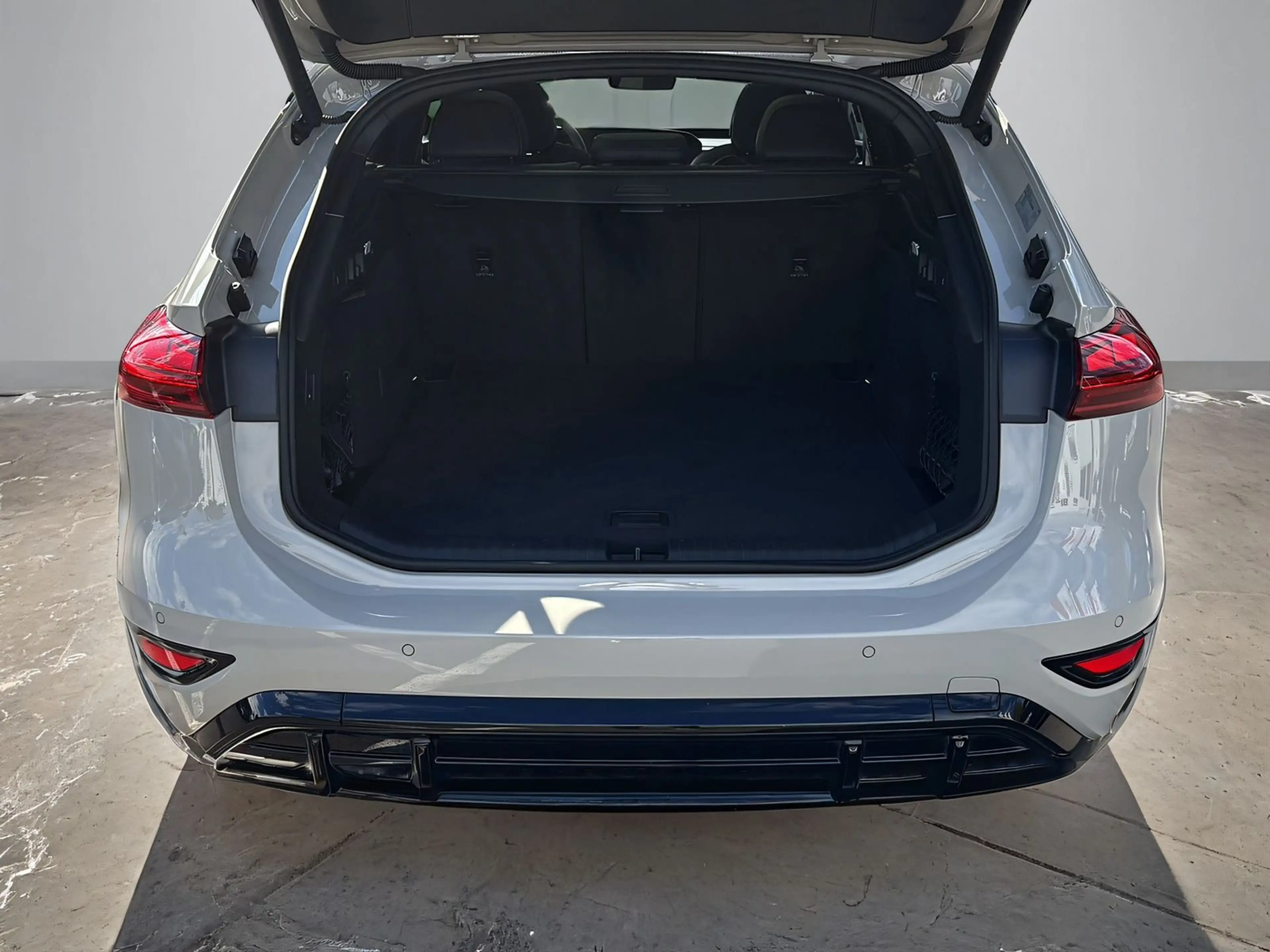 Audi S6 e-tron "edition one" +AHK+PANO+OPTIK+ — photo 11