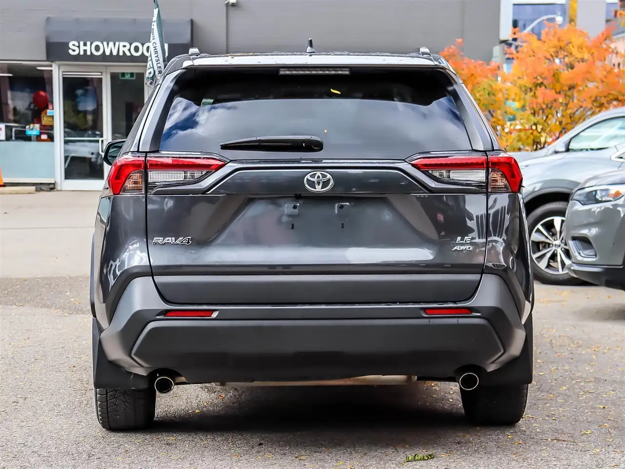 Toyota RAV 4 снимка Toyota RAV 4