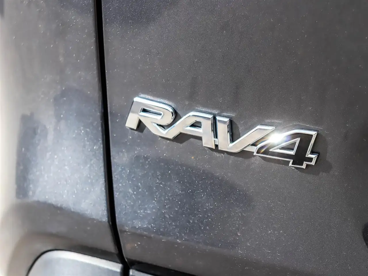 Toyota RAV 4 снимка Toyota RAV 4