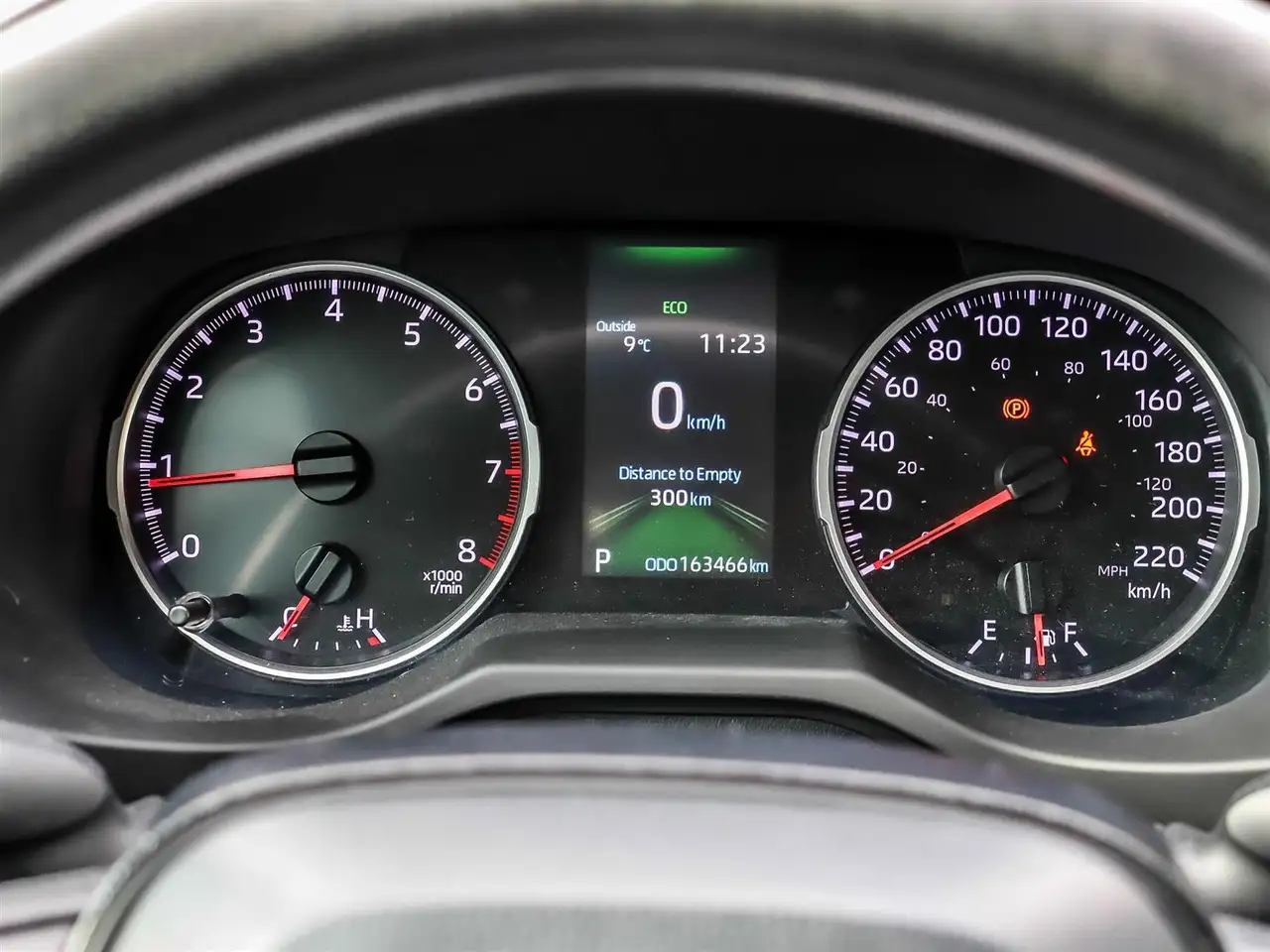 Toyota RAV 4 снимка Toyota RAV 4