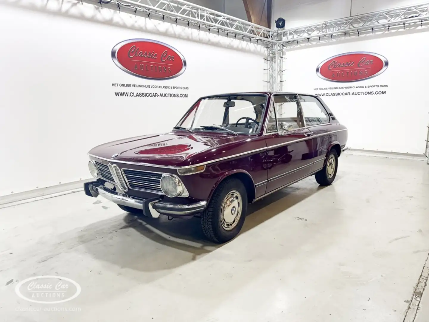 BMW Touring  - ONLINE AUCTION Красный - 1