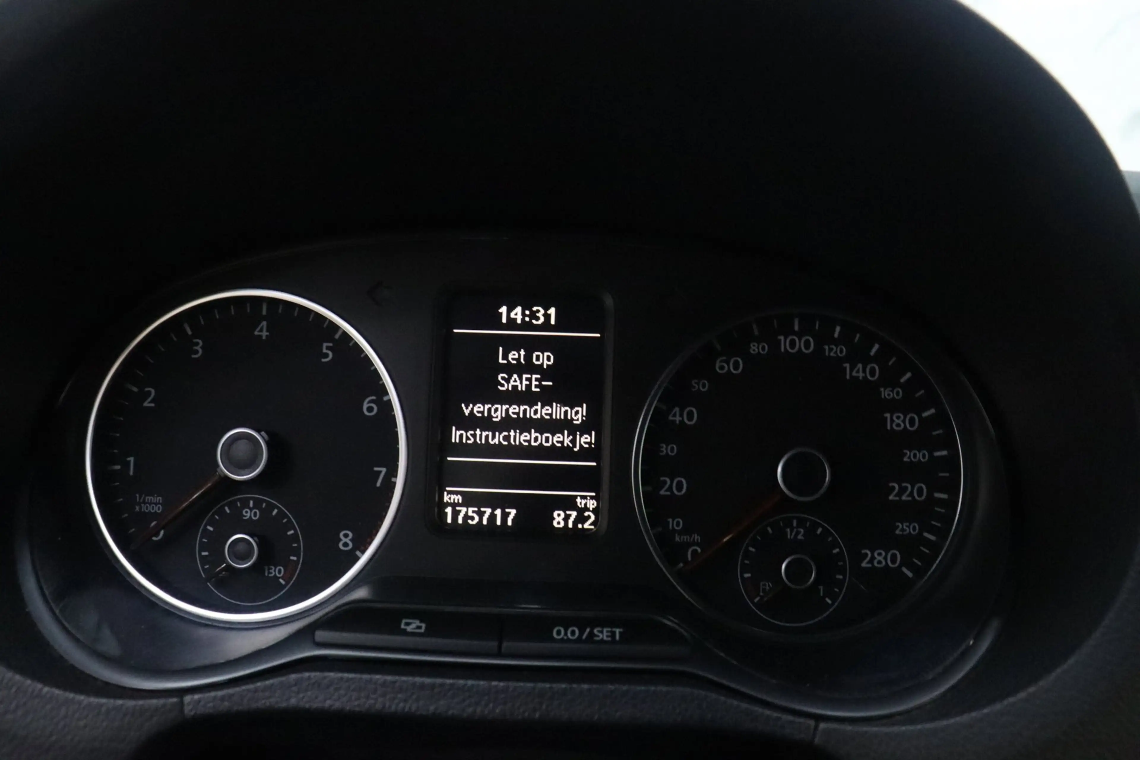 Volkswagen Polo GTI 1.4 TSI Carplay DSG — photo 17
