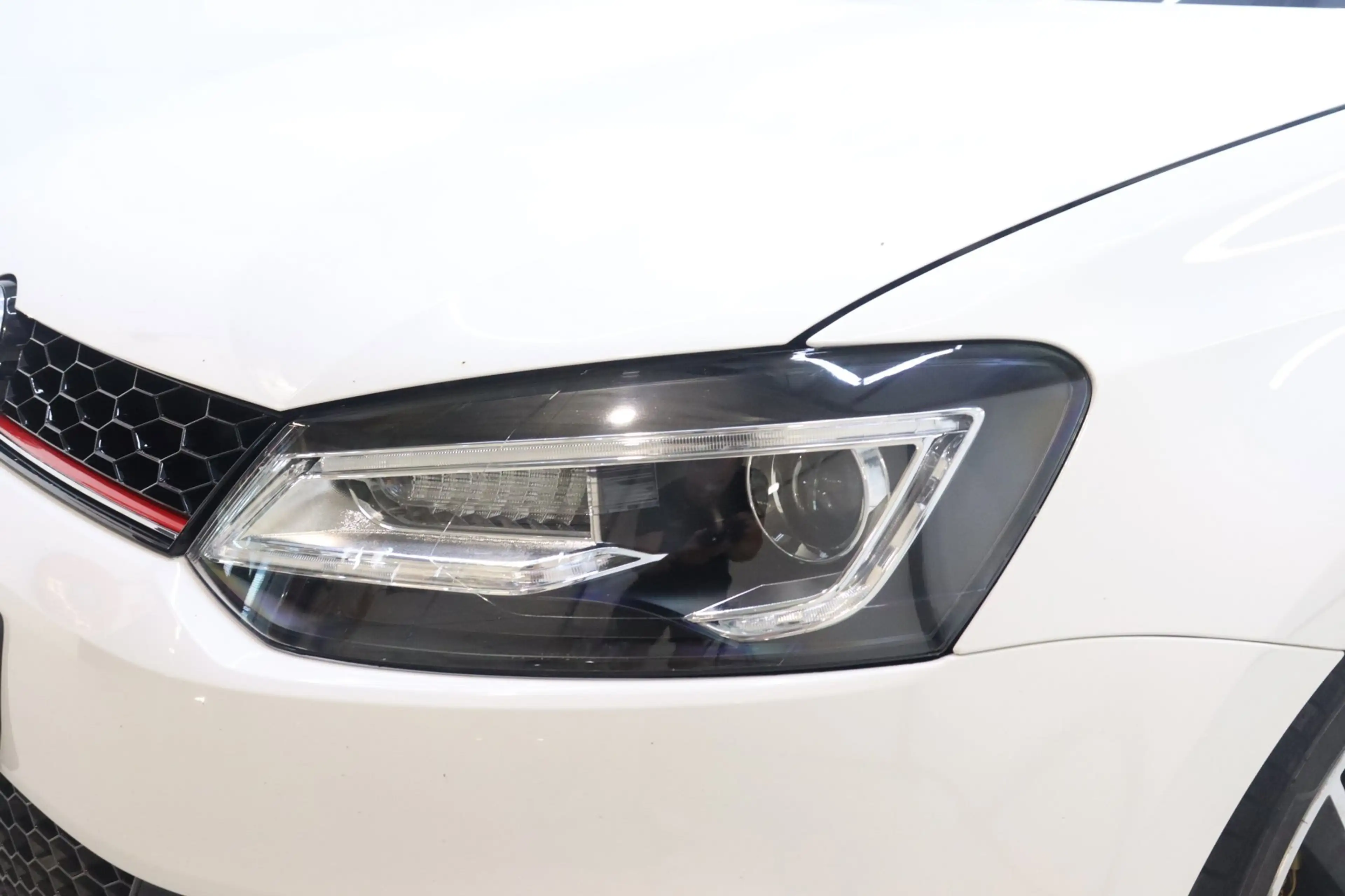 Volkswagen Polo GTI 1.4 TSI Carplay DSG — photo 6
