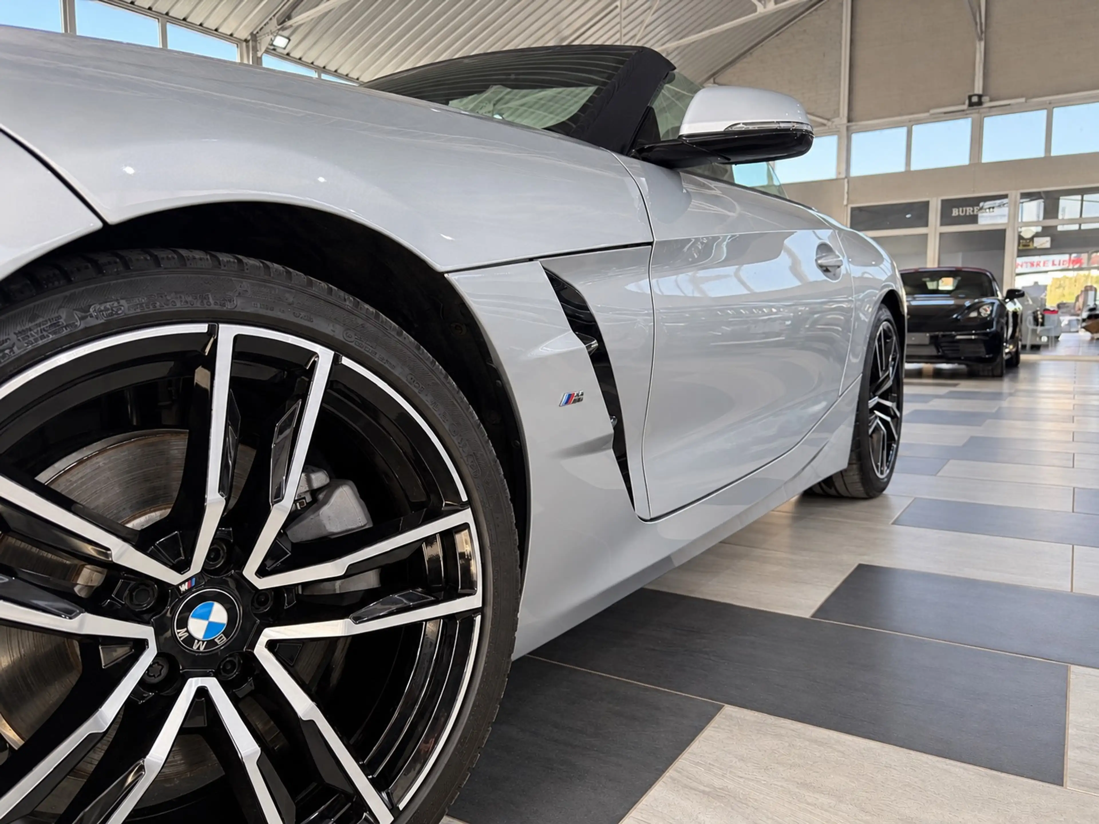 BMW Z4 20i / PACK M / NAVIGATION / CAMERA / CUIR / SIEGES CHAUFFANTS / FULL — photo 15