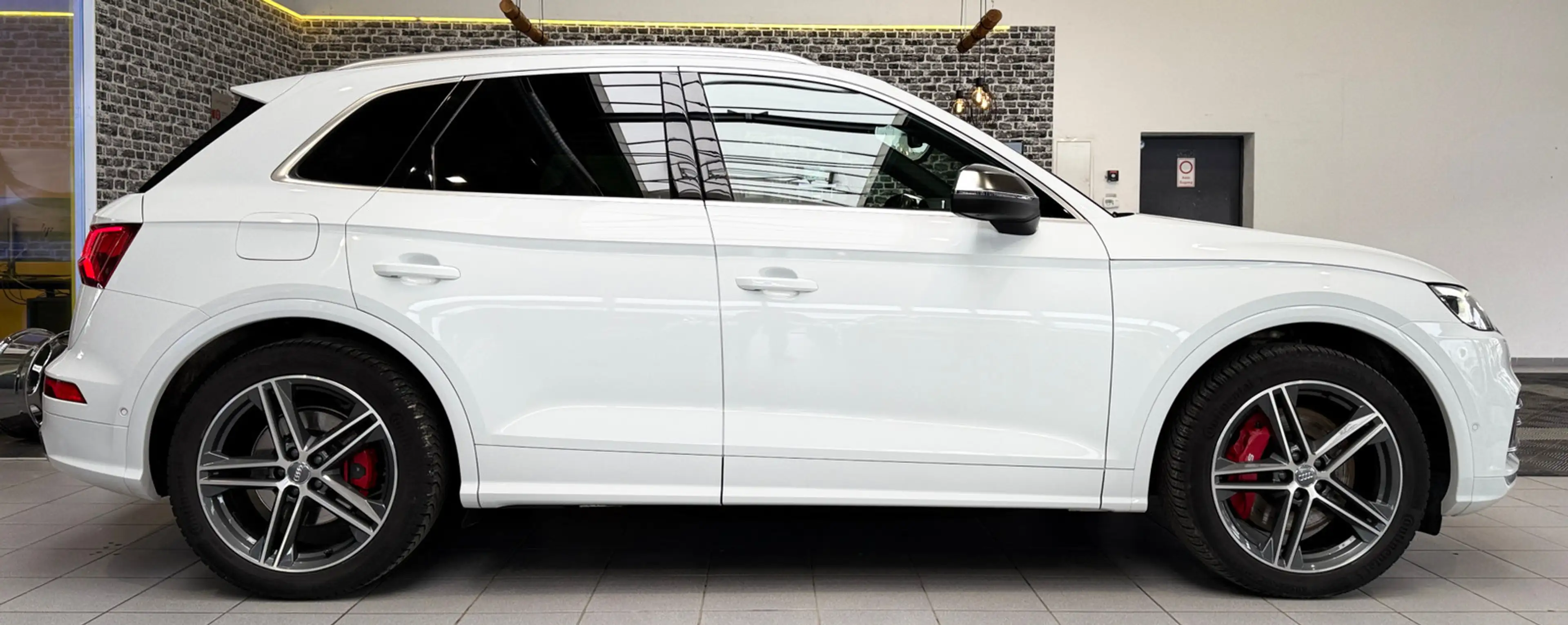 Audi SQ5 3.0 TDI quattro STHZ|AHK|360*|HUD|ACC|CARBON| — photo 4