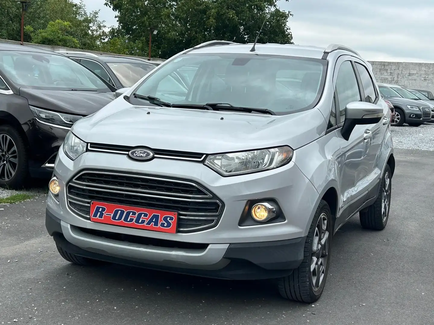 Ford EcoSport 1.5 TDCI 4x2 FAIBLE KM CUIR/CLIMATISATION Gris - 1