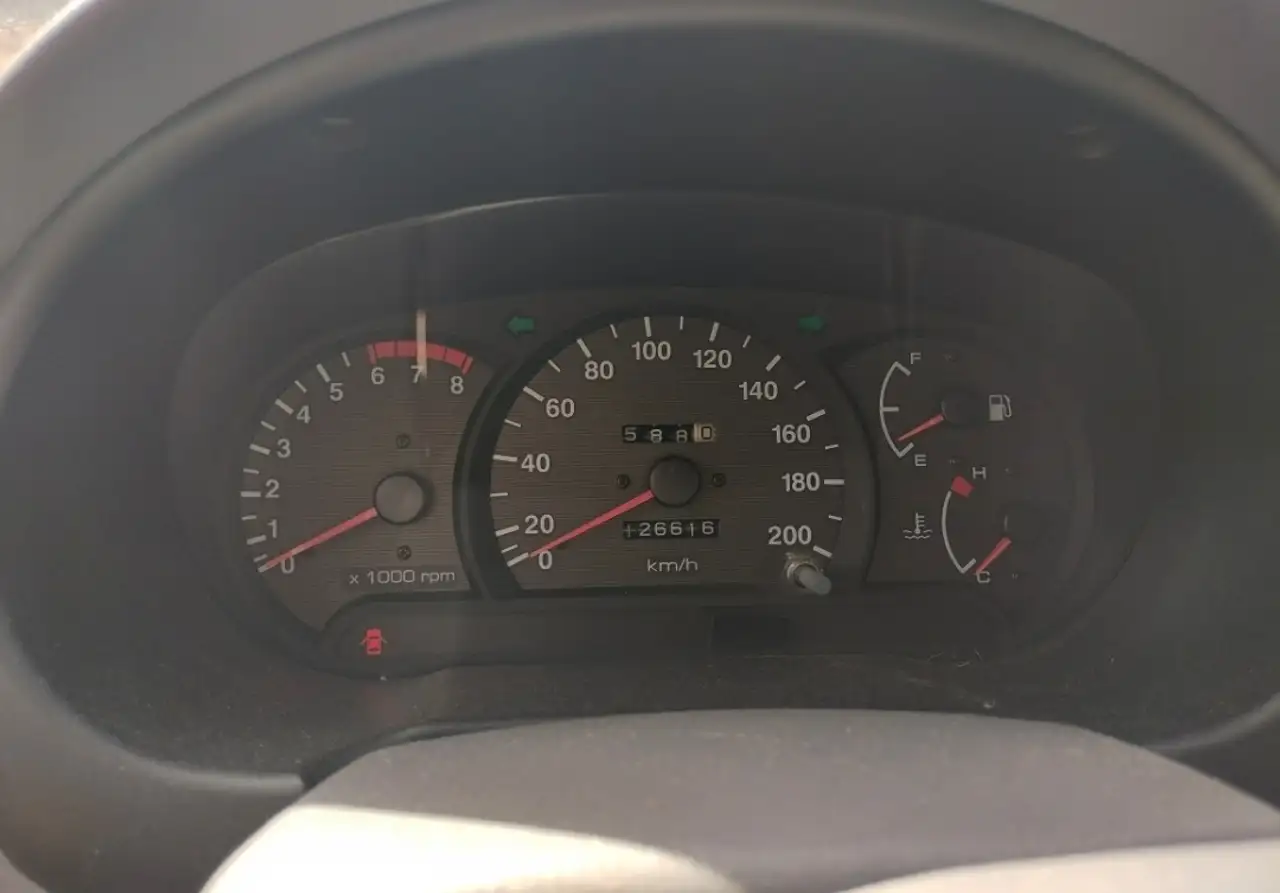 Hyundai ACCENT 5p 1.3 12v LS c/2airbag, foto 9