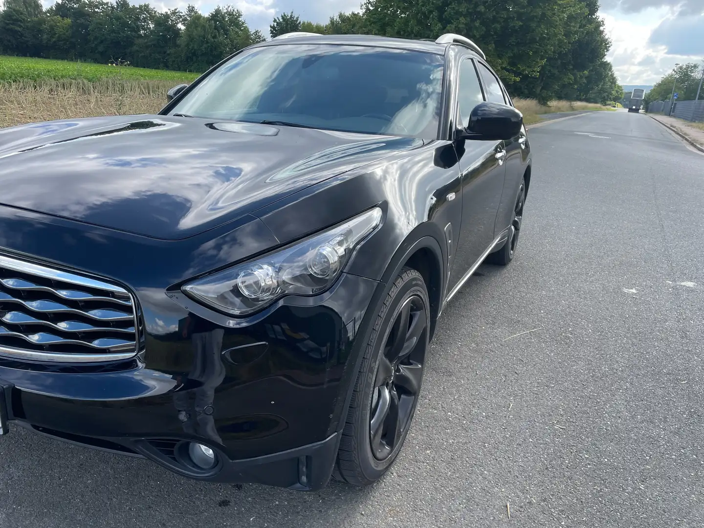 Infiniti FX FX37 AWD Aut. S Schwarz - 1