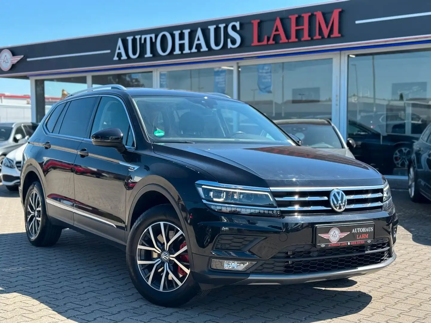 Volkswagen Tiguan Allspace 2.0 TSI"DSG"7 SITZE" 4Motion"LED Fekete - 1